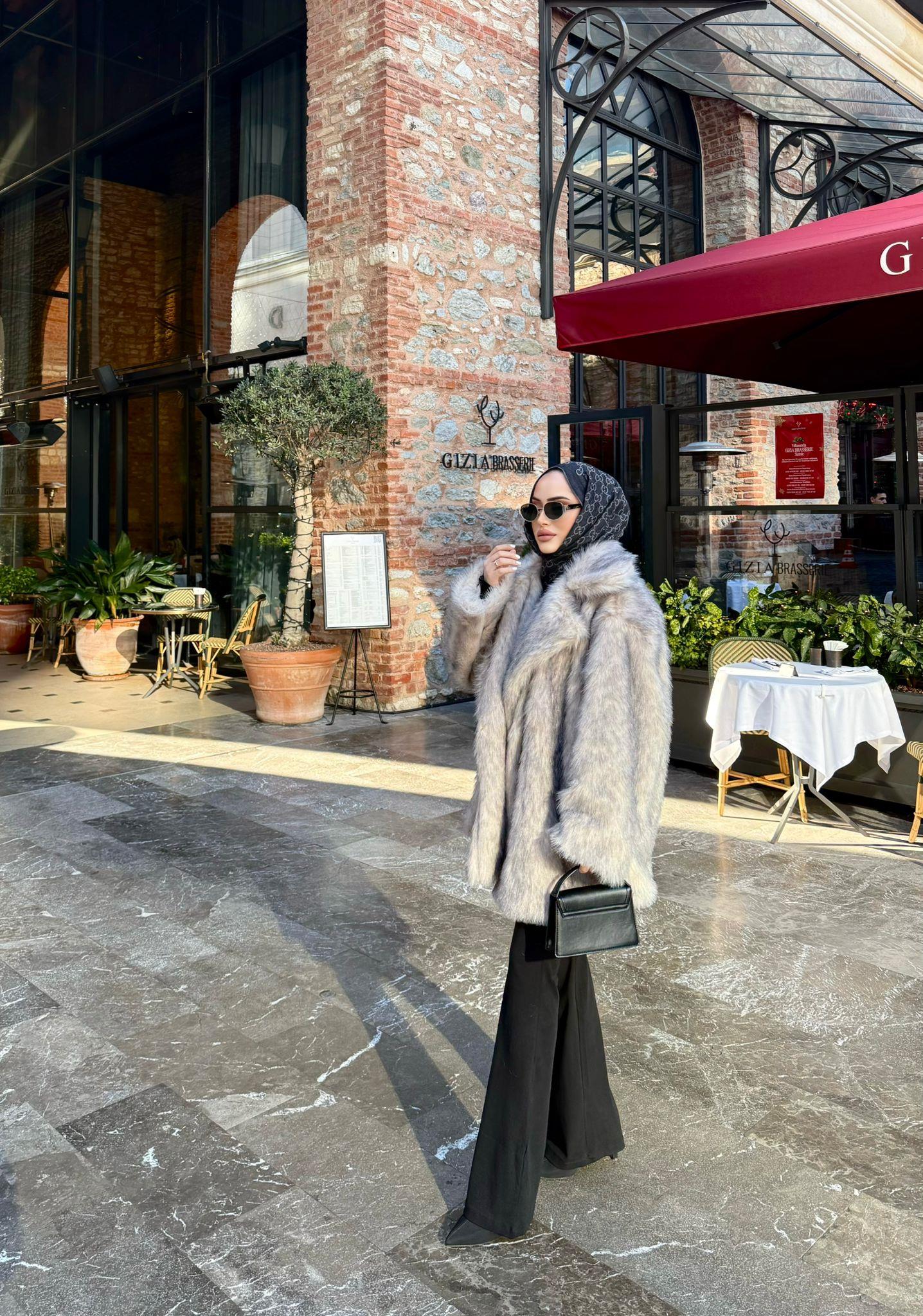 MT0170H&R ButikSesa Lüx Mont Kırçıklı Bej Siyah