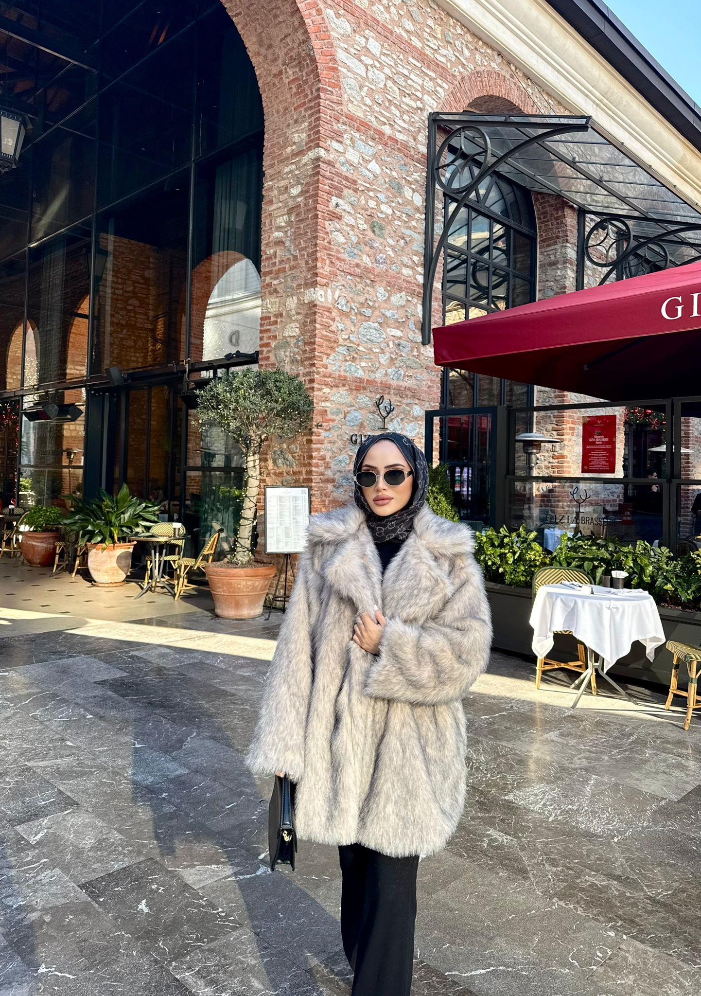 MT0170H&R ButikSesa Lüx Mont Kırçıklı Bej Siyah