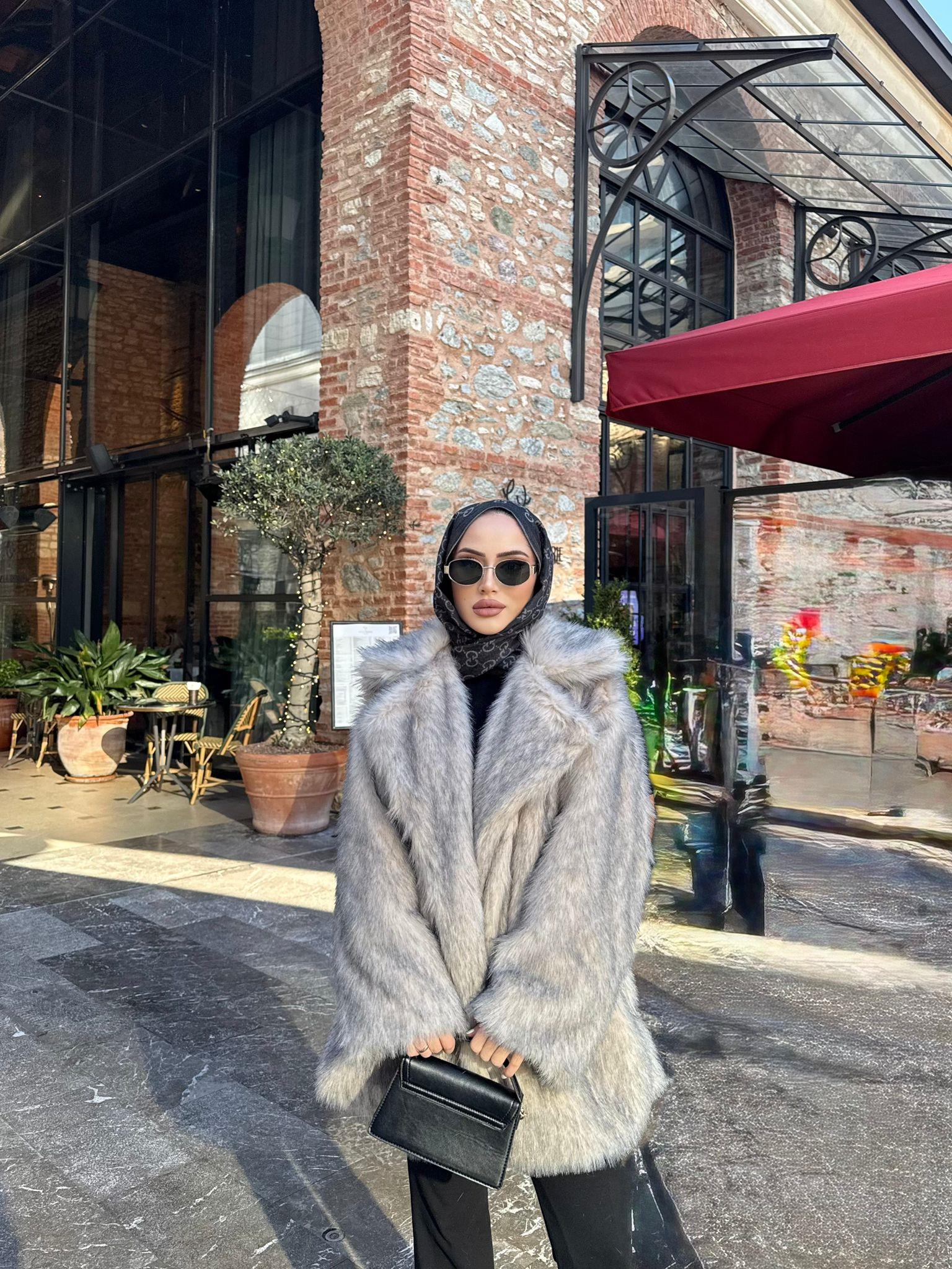 MT0170H&R ButikSesa Lüx Mont Kırçıklı Bej Siyah