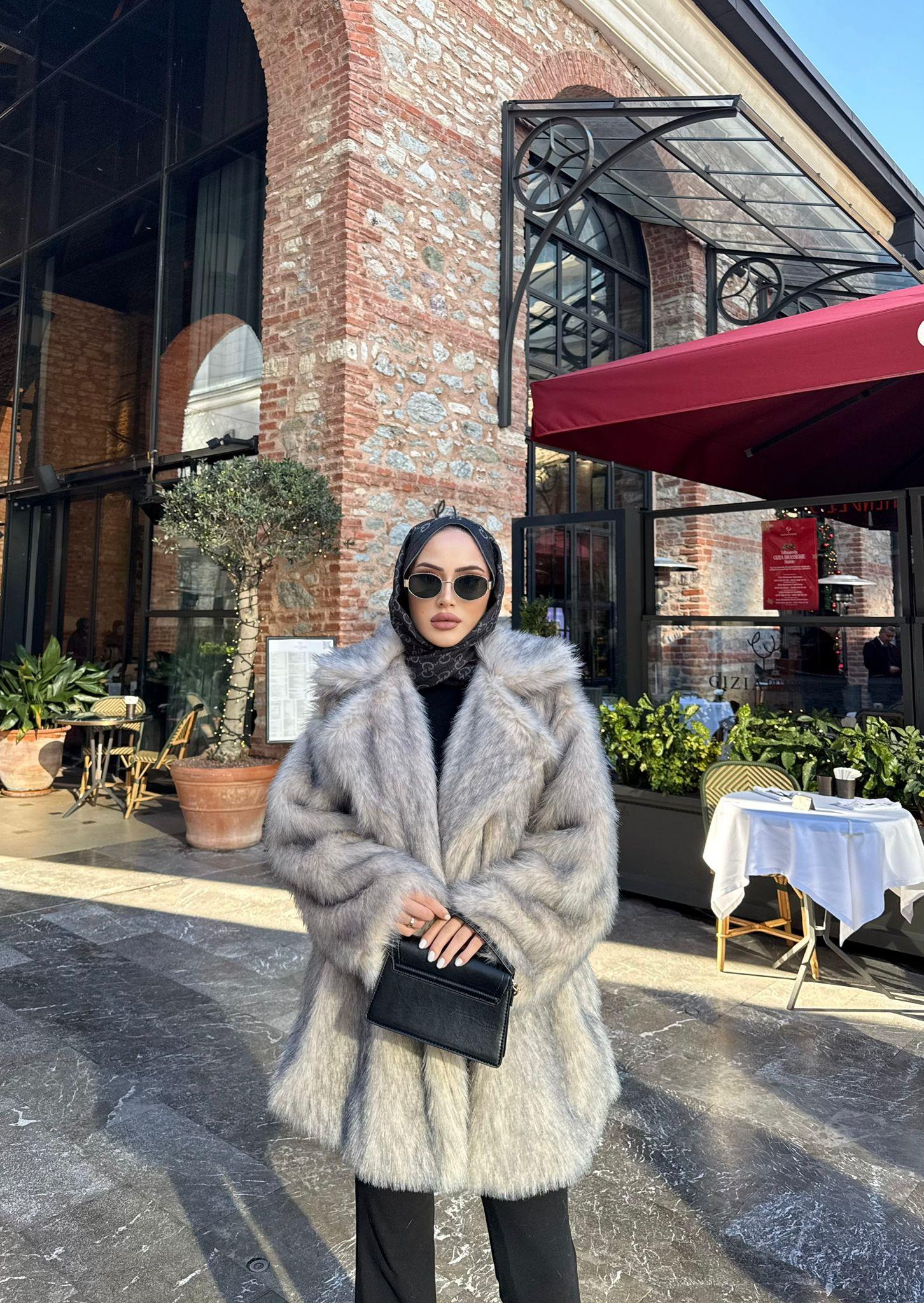 MT0170H&R ButikSesa Lüx Mont Kırçıklı Bej Siyah