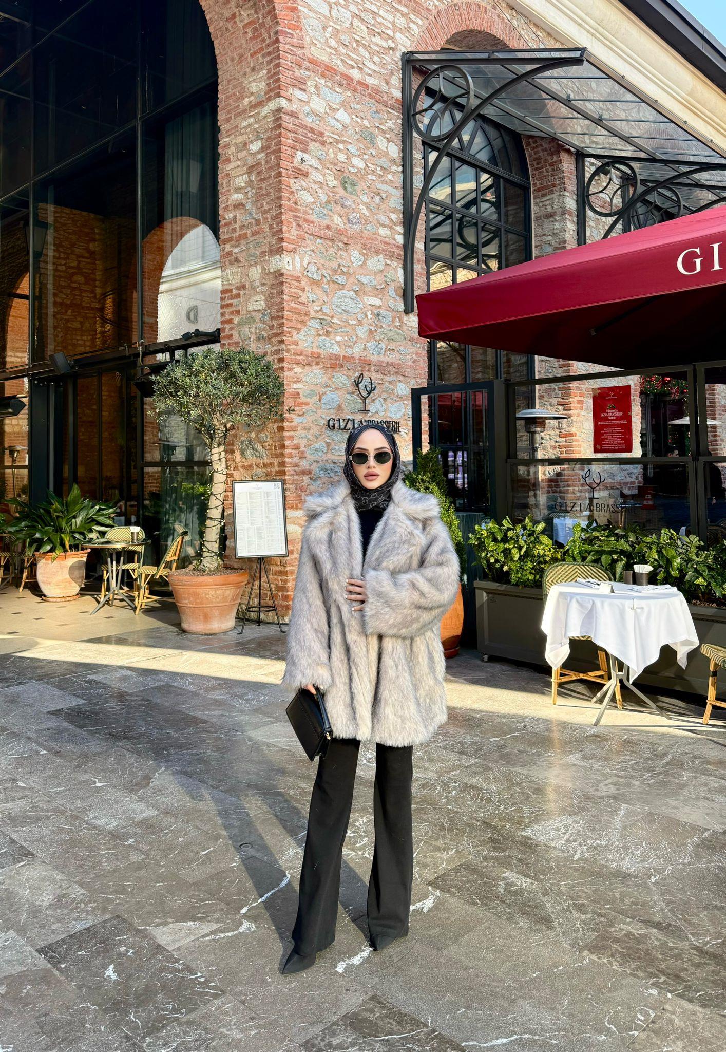 MT0170H&R ButikSesa Lüx Mont Kırçıklı Bej Siyah