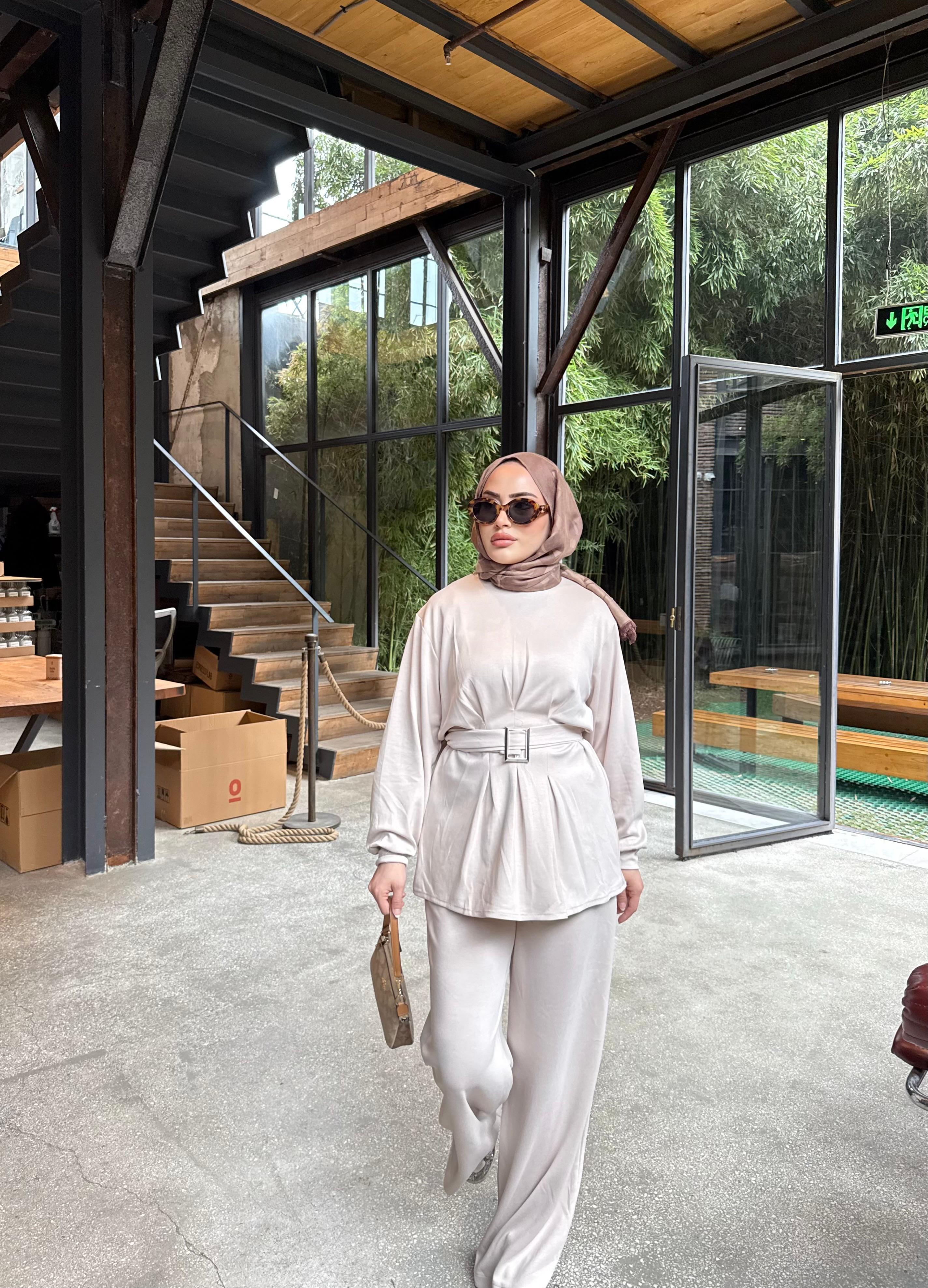 TKM-1915H&R ButikEsna Kemerli Oysh Takım Ekru