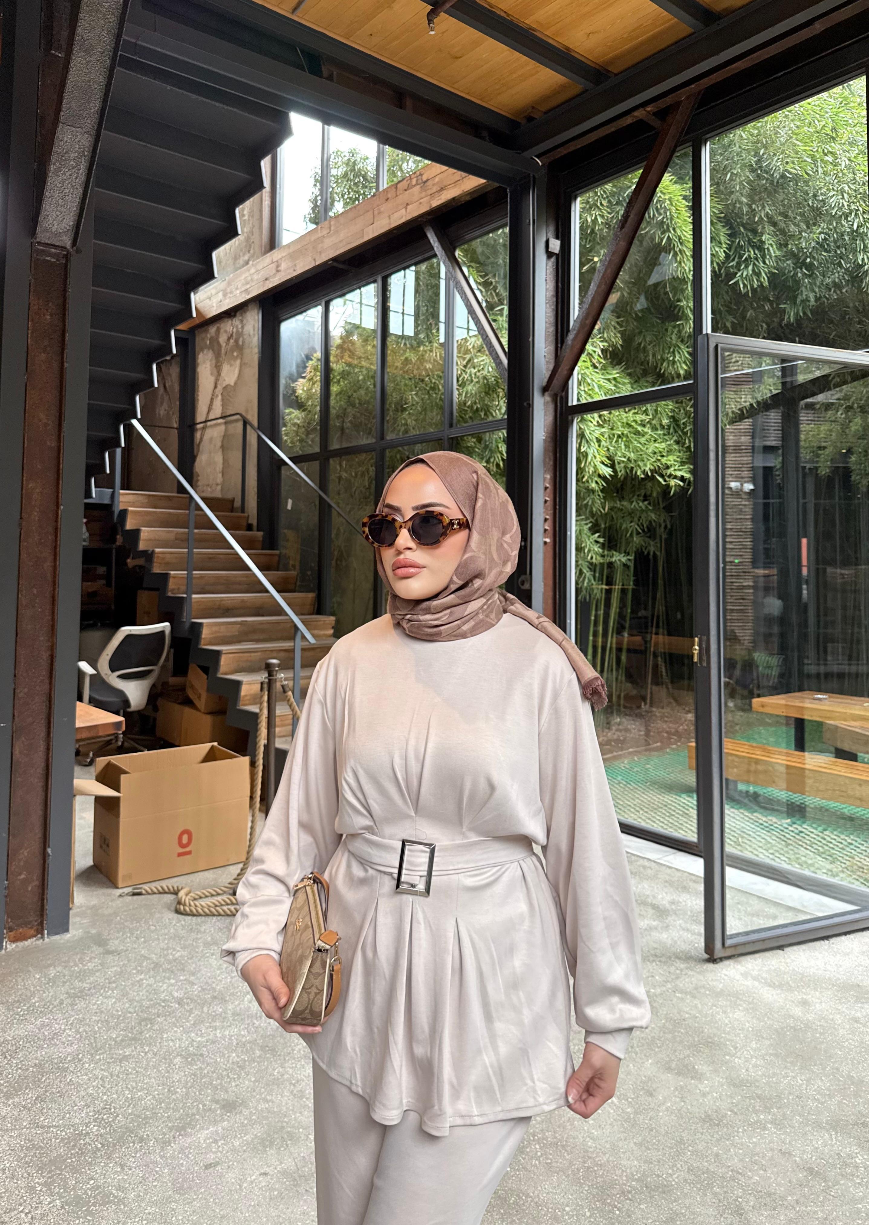 TKM-1915H&R ButikEsna Kemerli Oysh Takım Ekru