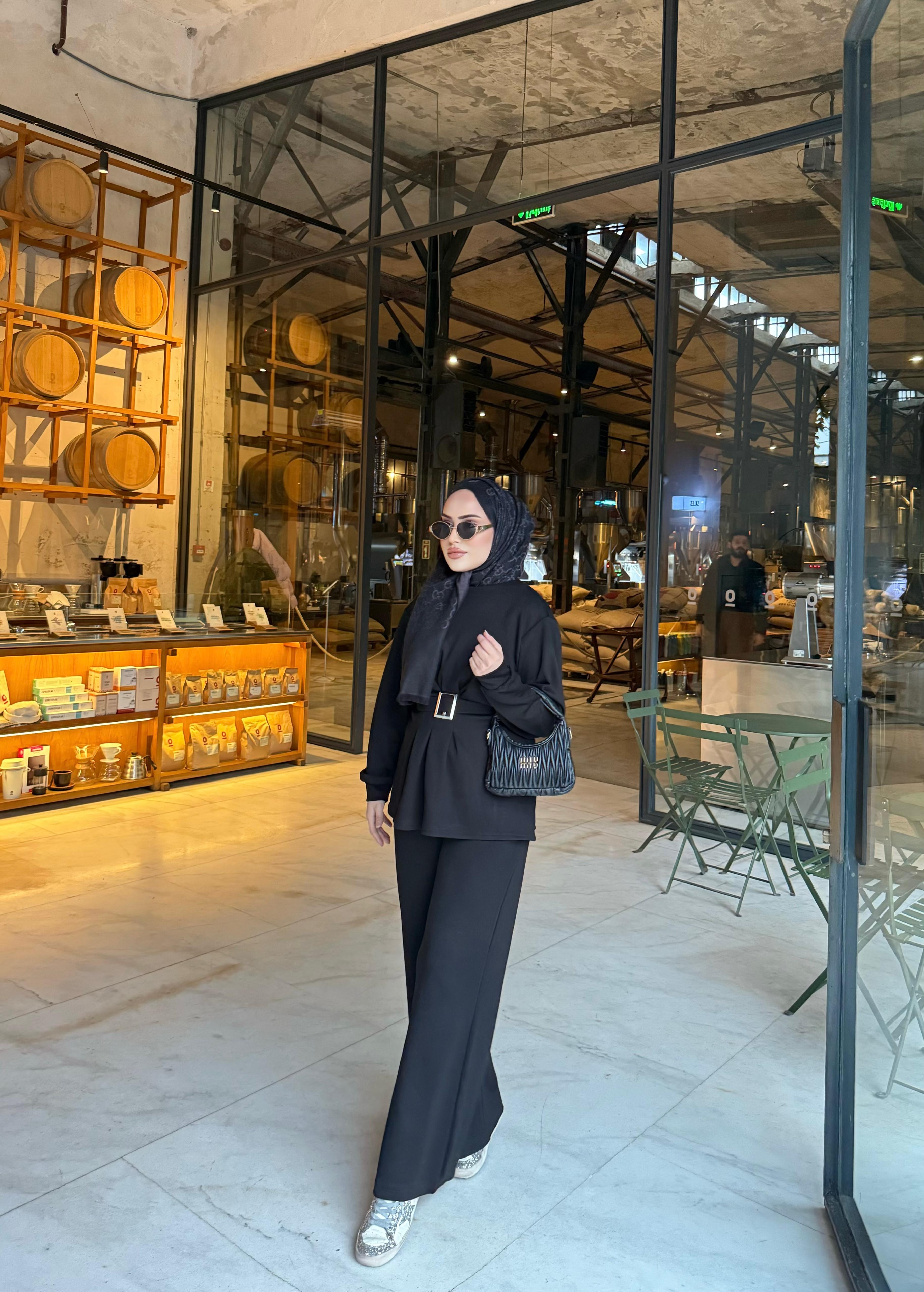 TKM-1911H&R ButikEsna Kemerli Oysh Takım Siyah