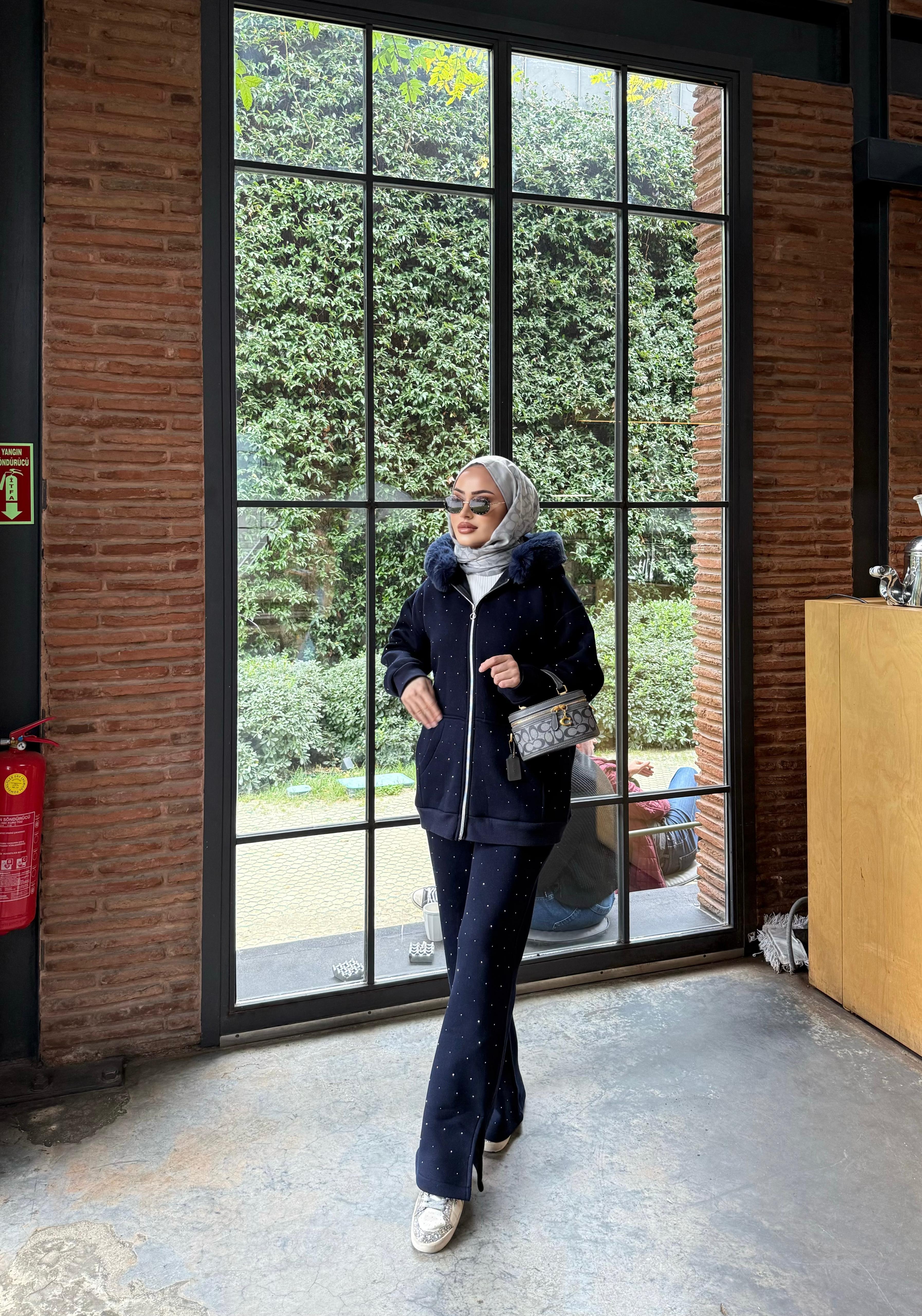 TKM-1906H&R ButikMaja 3 iplik Kürk Ve Taşlı Takım Lacivert