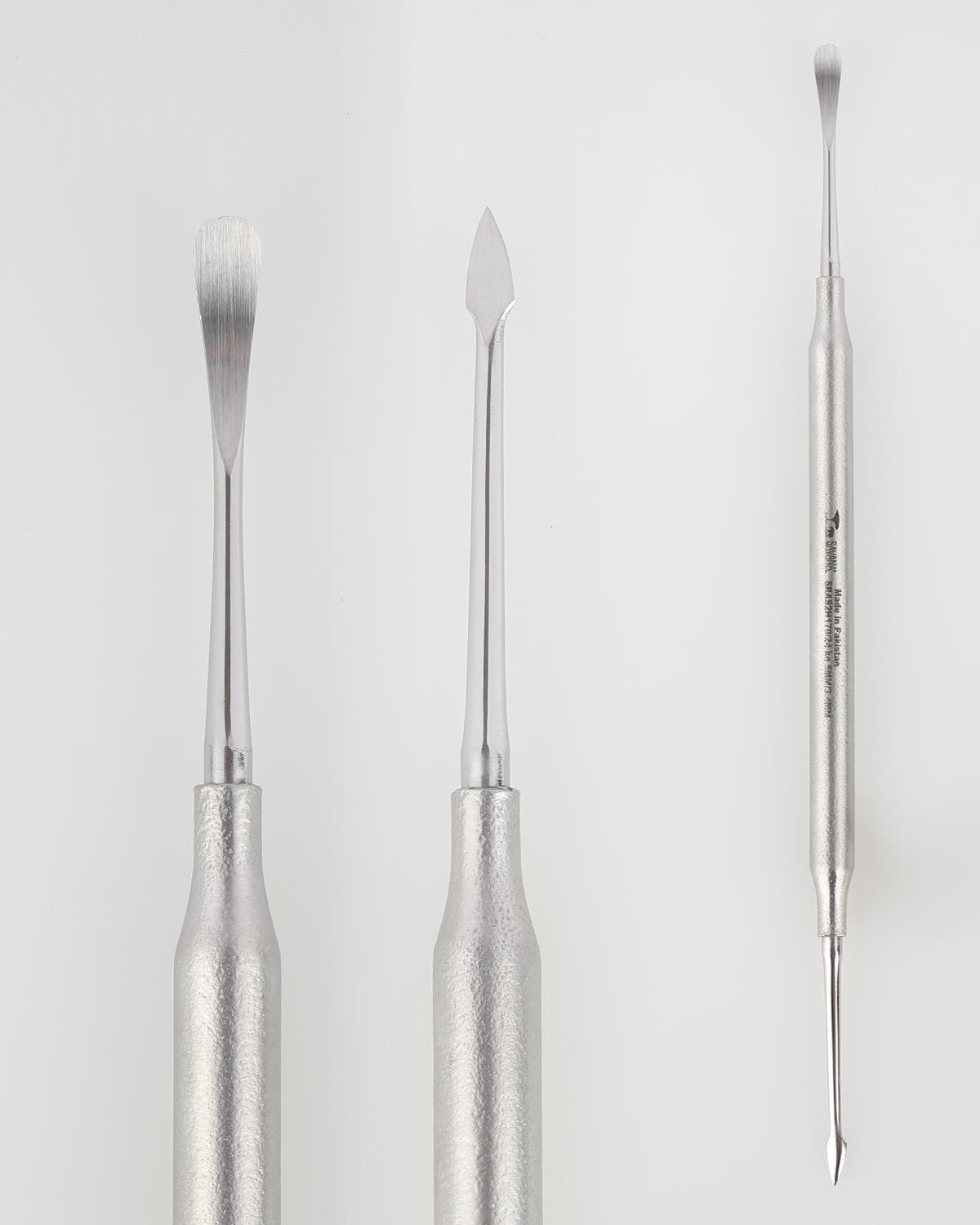 Doğrusal Oval/Keski Periost Elevatörü BUSER 4.5mm/4mm 18,5cm