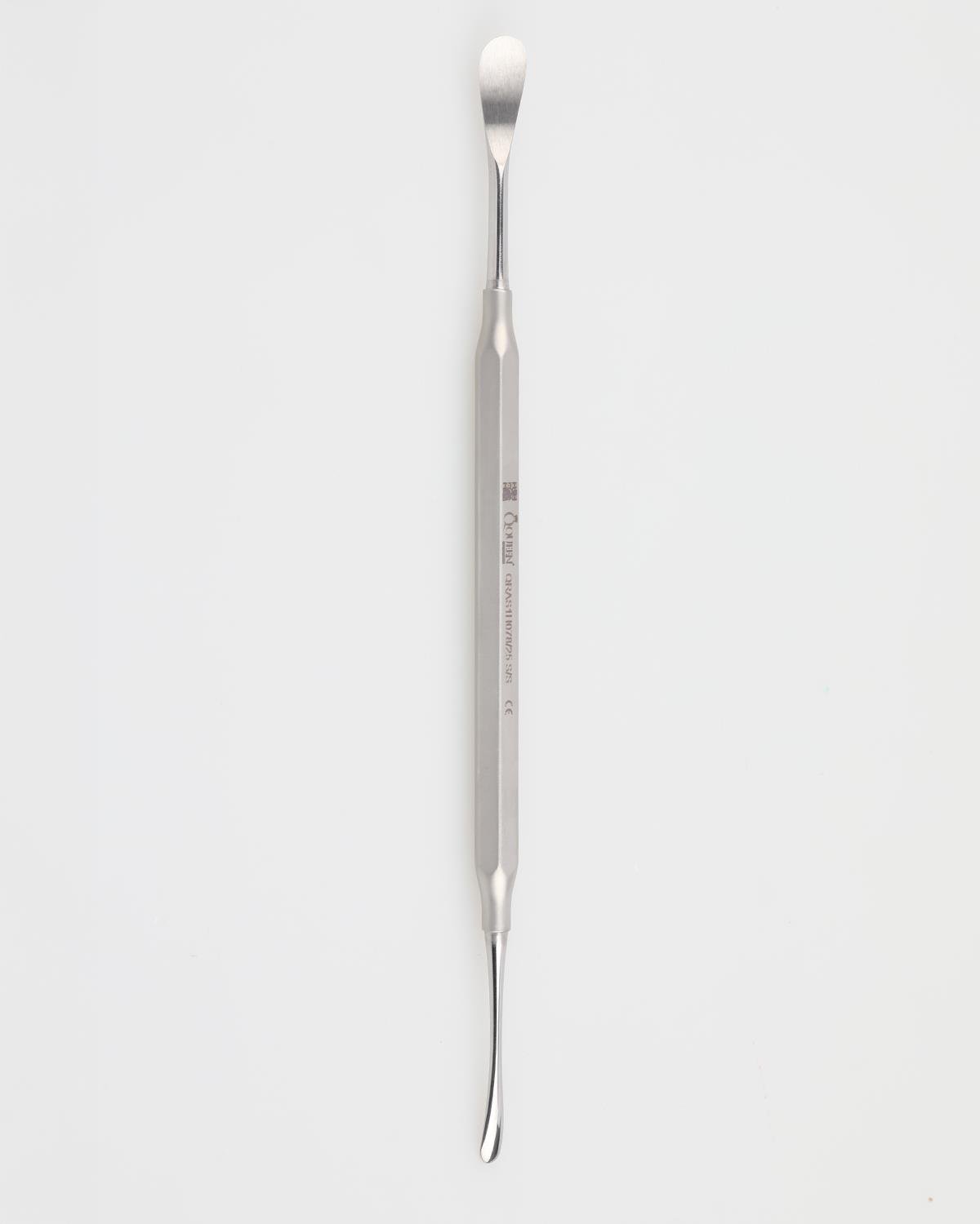 Queen  Doğrusal Oval-Oval Periost Elevatörü GOLDMAN-FOX 8mm-5mm 19cm - QRAS1H078