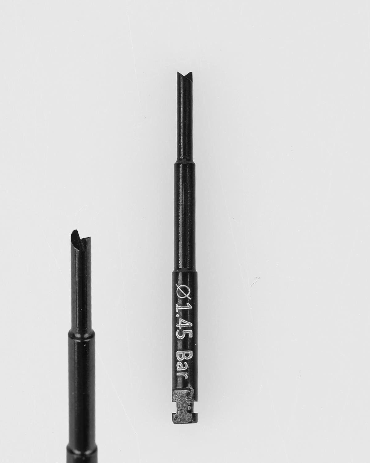 Queen  Kırık Vida Çıkarma - QID040