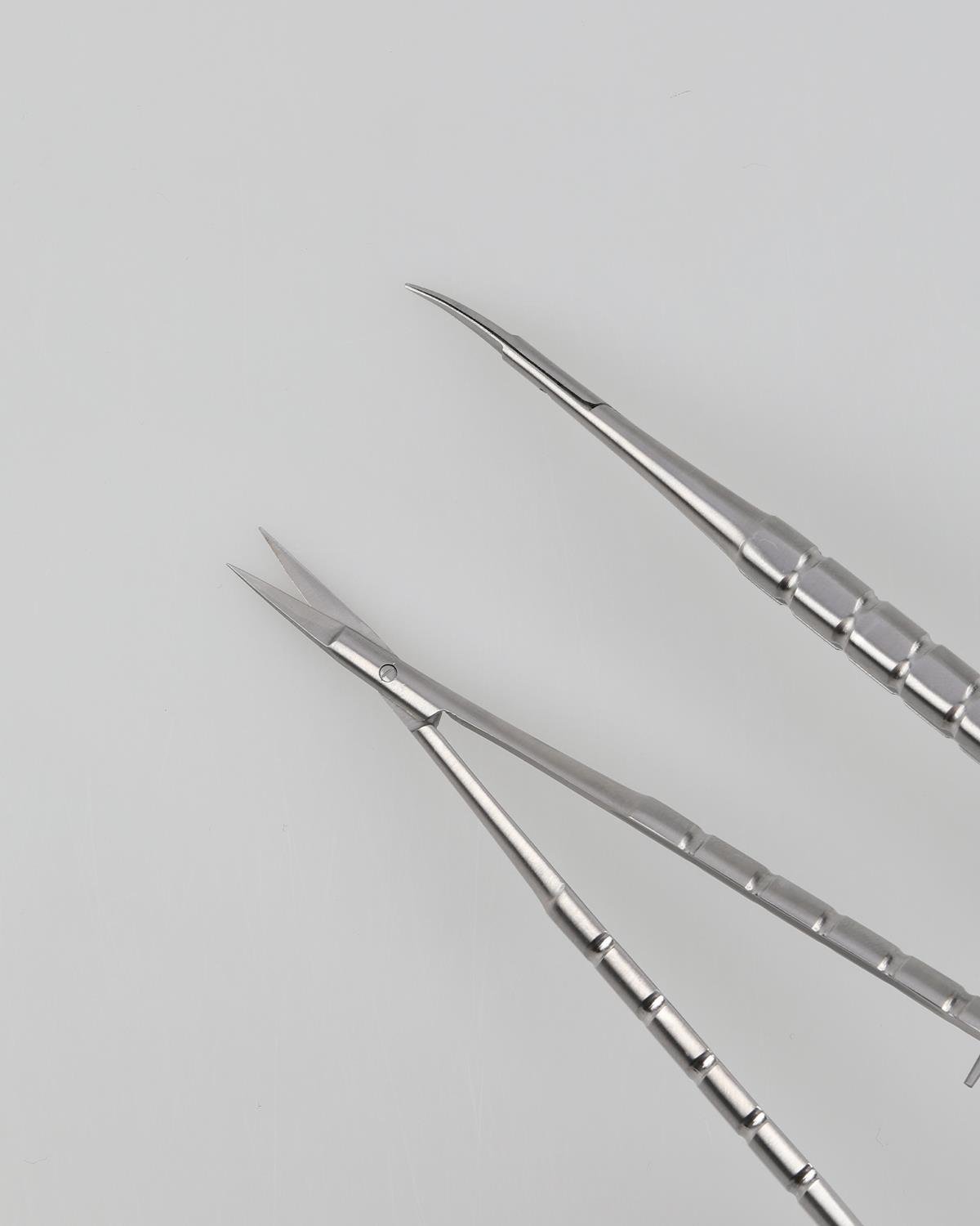 Queen TC Tungsten Carbide Eğri Cerrahi Makas Castroviejo 14cm - QMSCS012