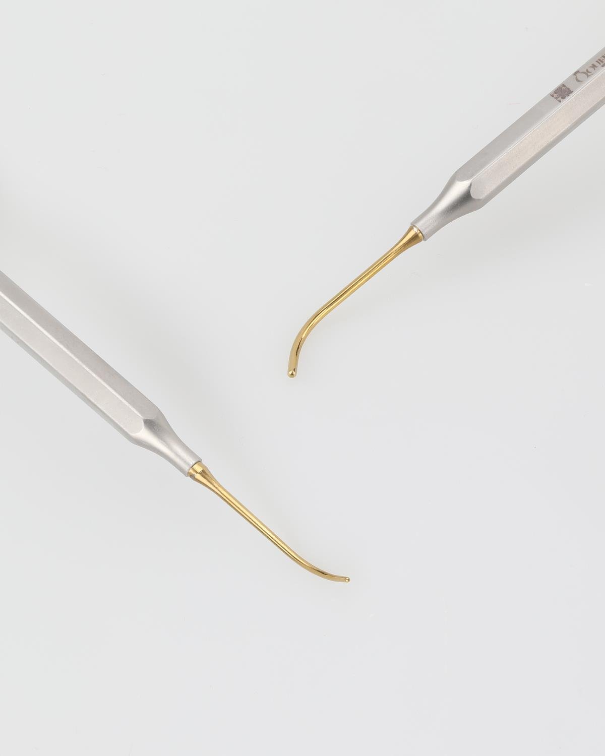 Queen  Titanyum Kompozit Aleti 17 5cm - QYC1H356