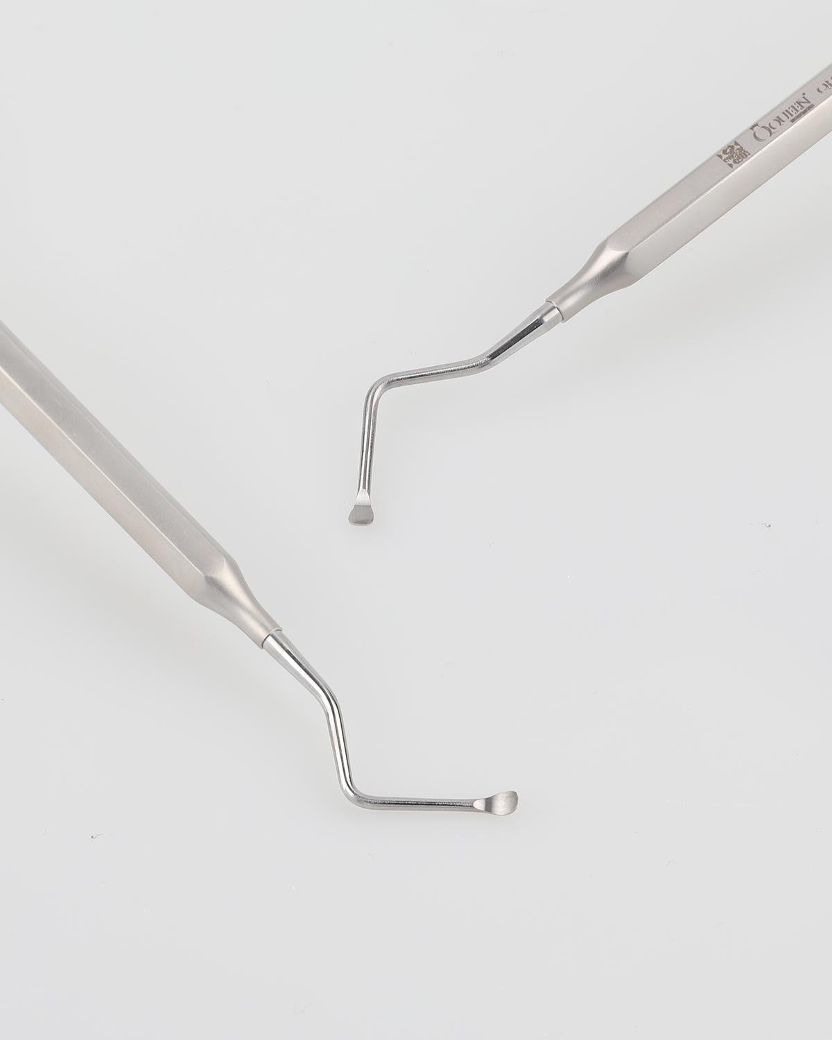 Queen  Z Açılı Lucas Cerrahi Küret LUCAS 2R-2L 18 5cm - QBCUR1H104