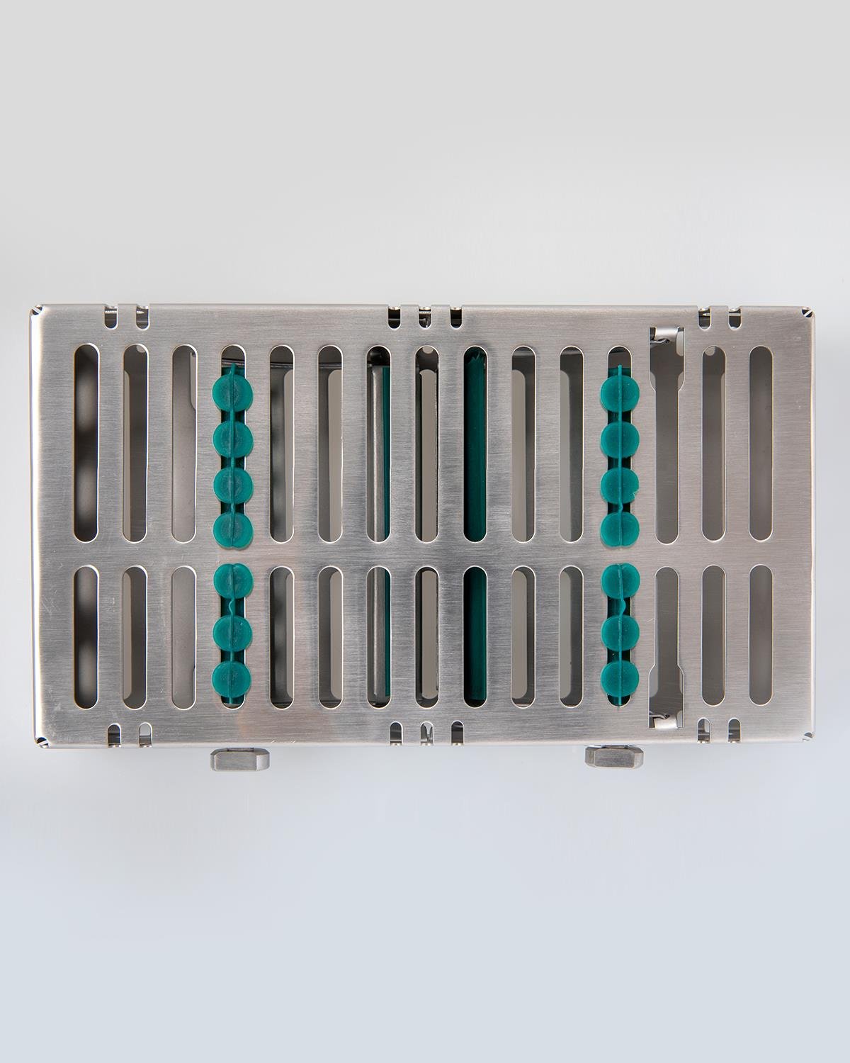 Silikon Tutamaçlı Sterilizasyon Kaseti 12cm/20cm/4cm 14 Aletlik