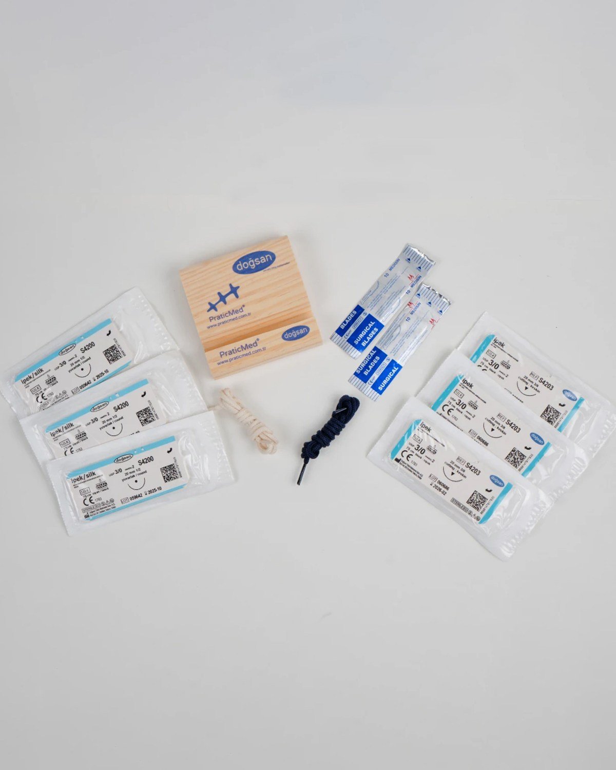 Sütür, Flep Kapama Eğitim Seti (Masa Tipi) - Diş Hekimliği (White) - PraticMed