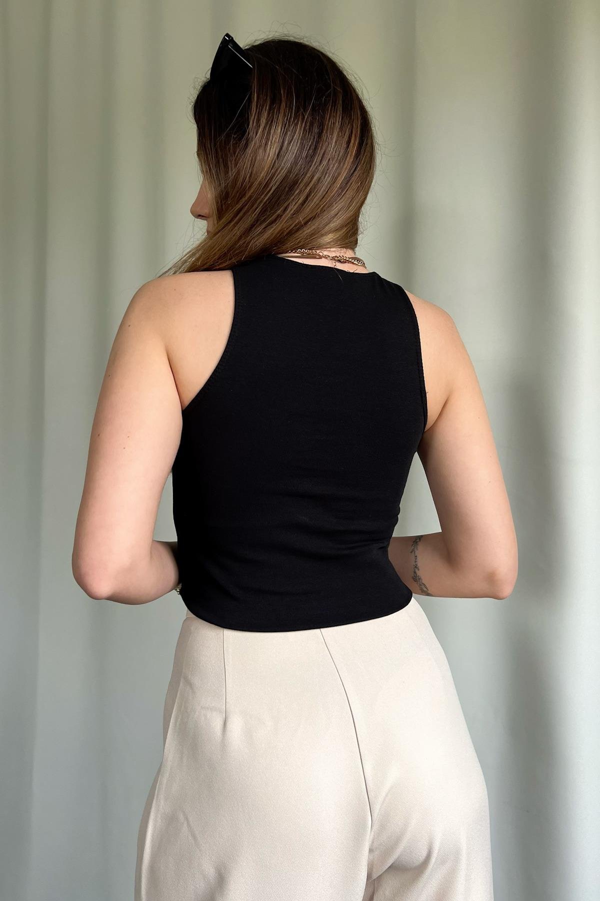 آرا بيلي ليكرالي ريبانا الرياضيين