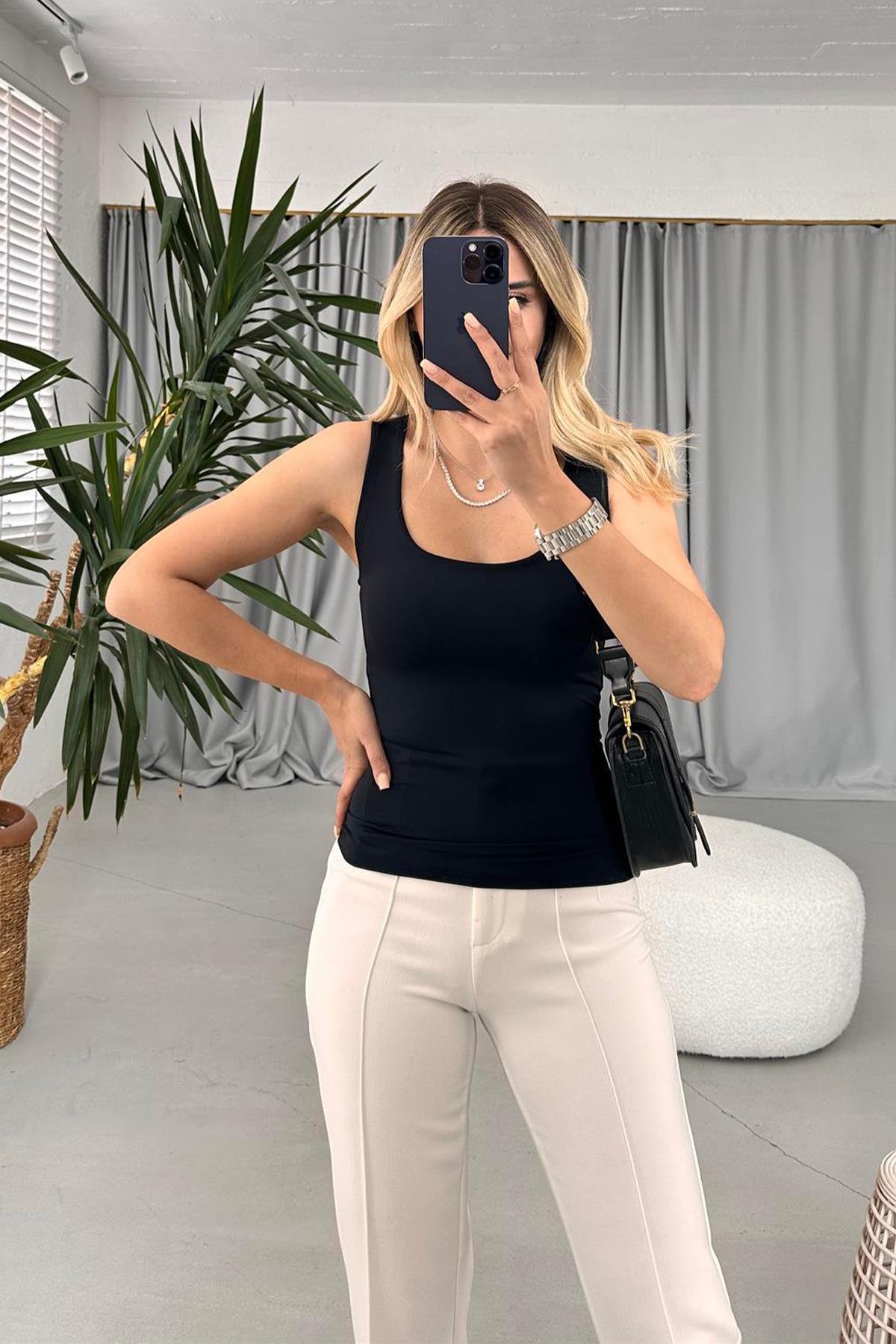 رياضي غواص طويل