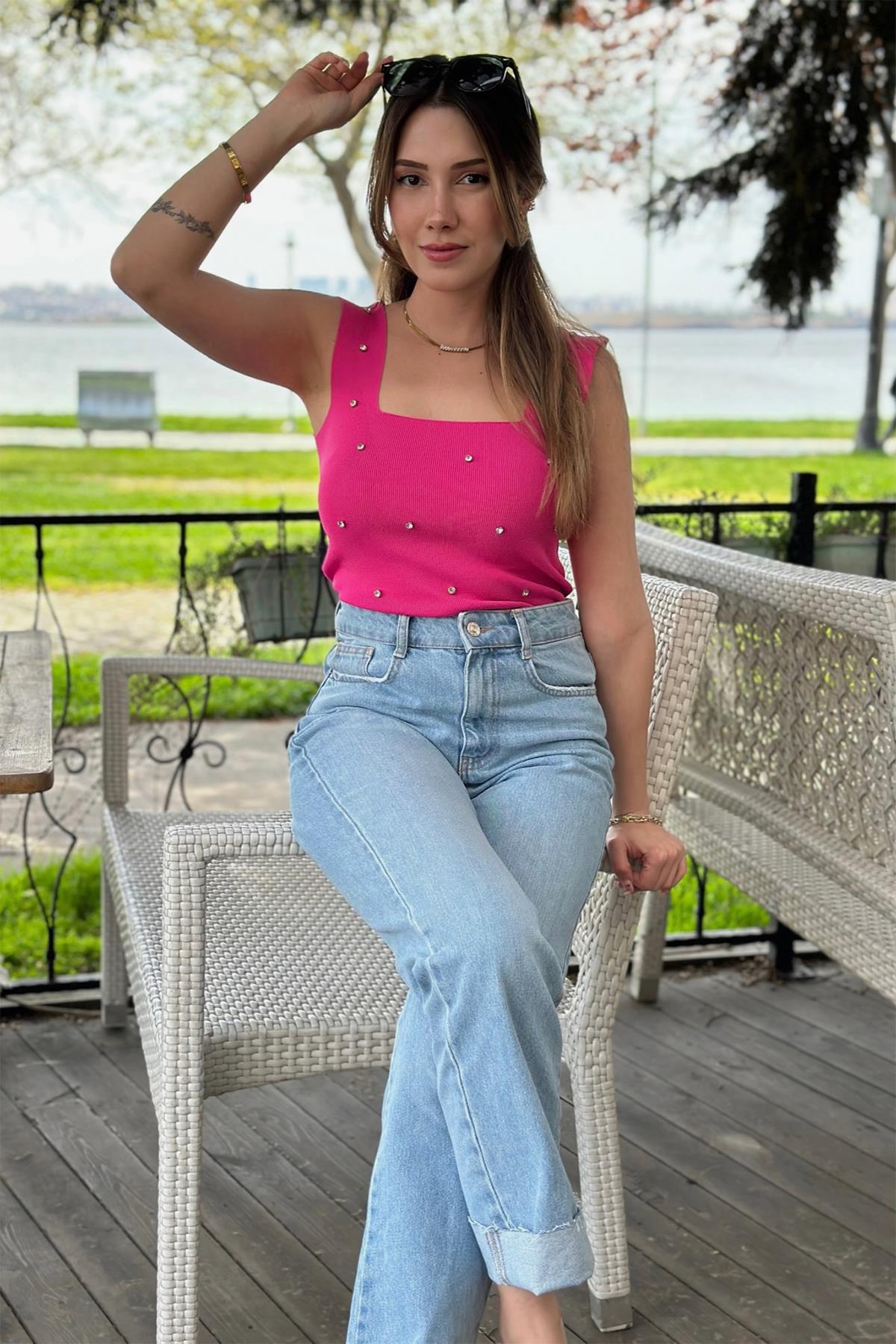 TAŞ DETAYLI KARE ATLET FUŞYA