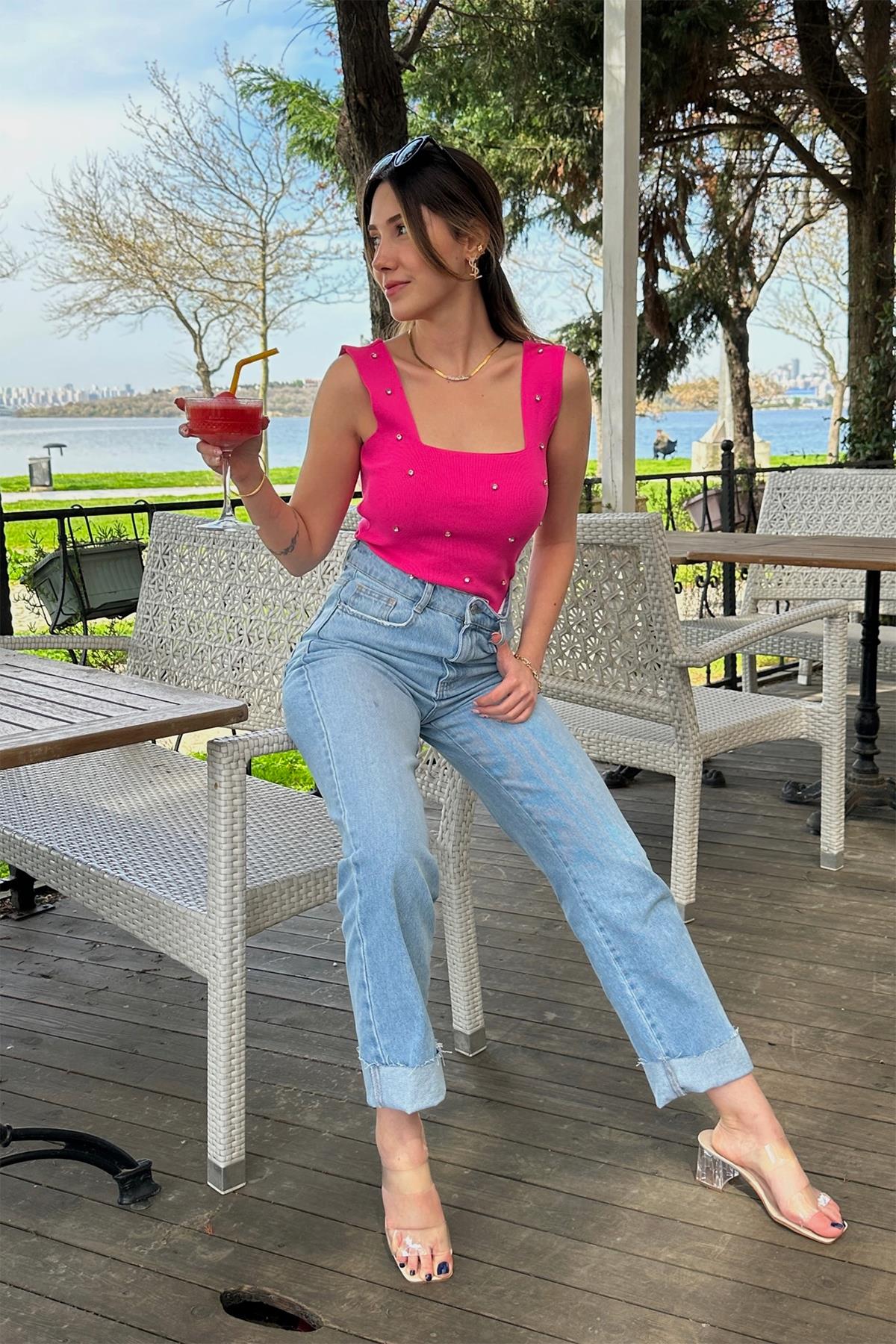 TAŞ DETAYLI KARE ATLET FUŞYA