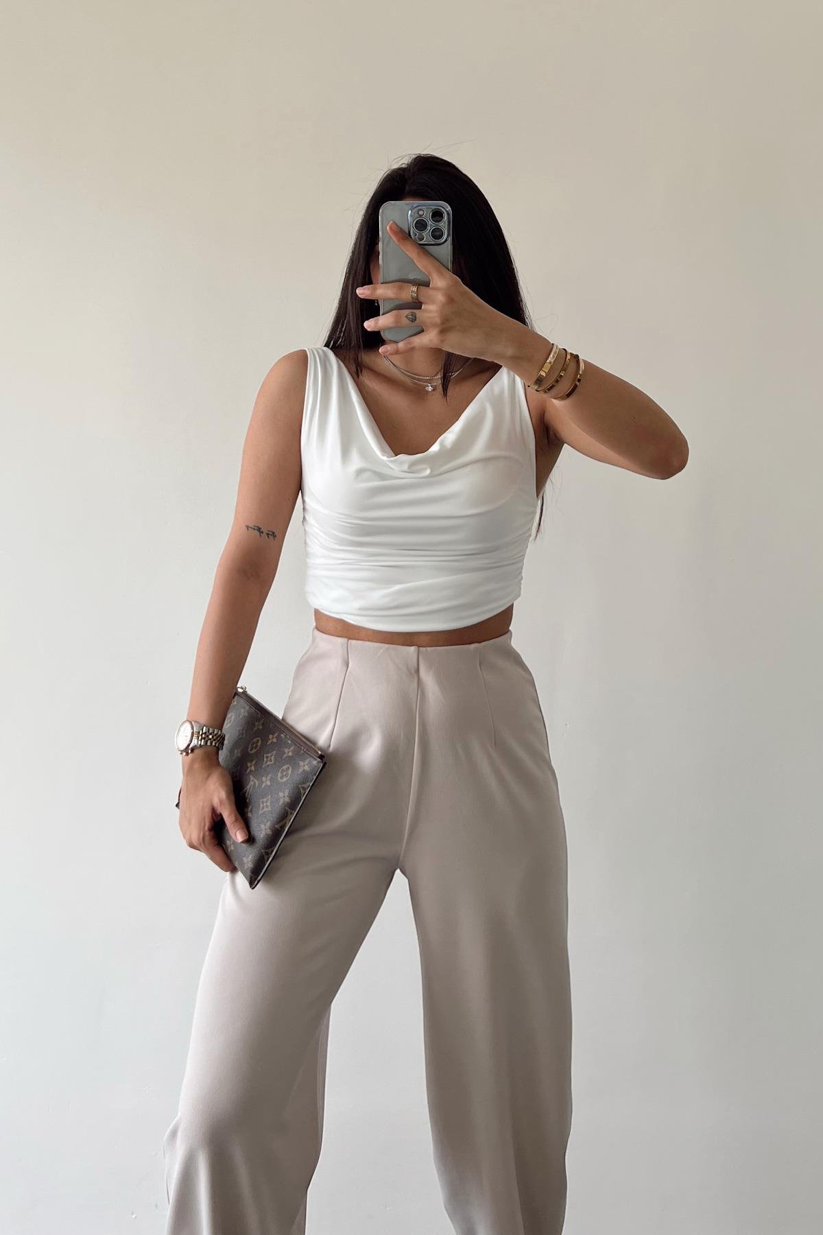 بلوزة قميص بياقة متدرجة