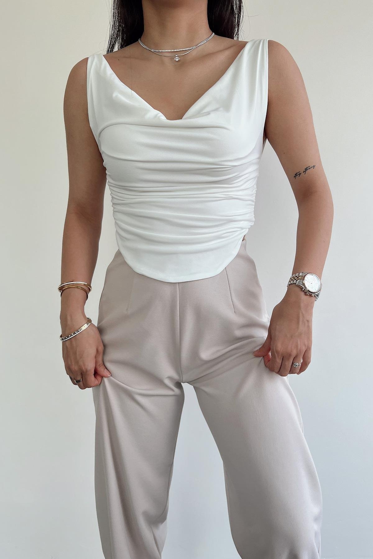 بلوزة قميص بياقة متدرجة