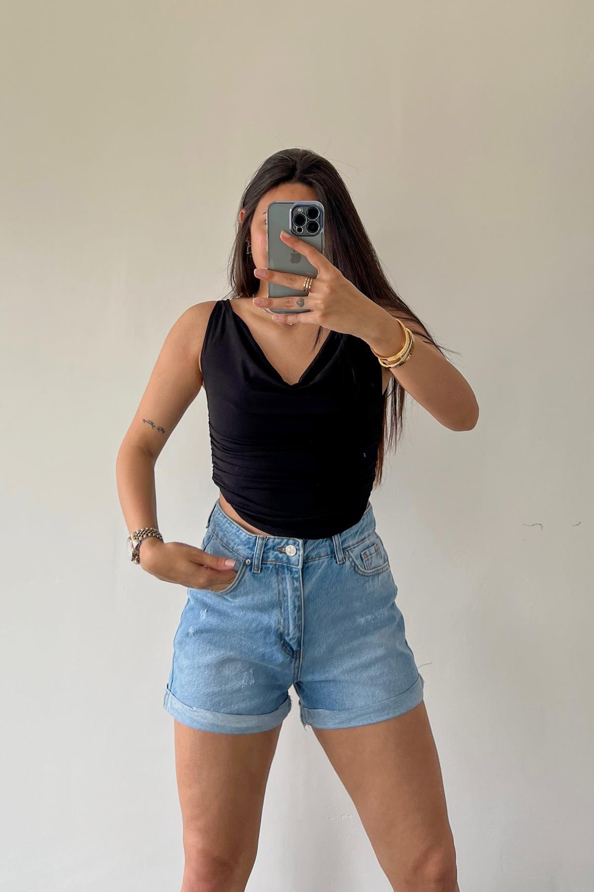 بلوزة قميص بياقة متدرجة