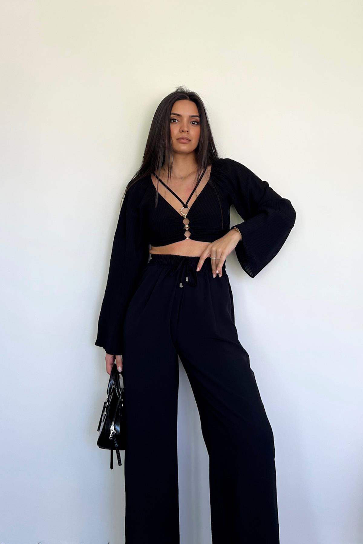 RING DETAILED CROP BLOUSE