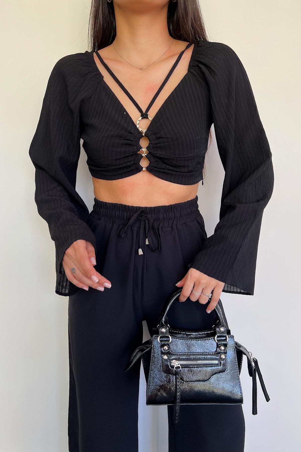 RING DETAILED CROP BLOUSE