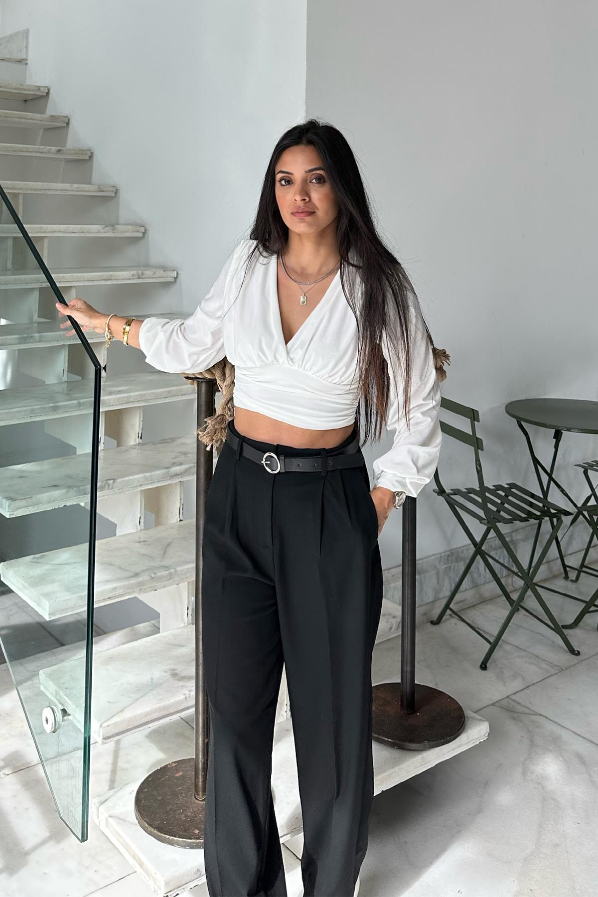 SHIPPED CROP BLOUSE FROM SHOULDER