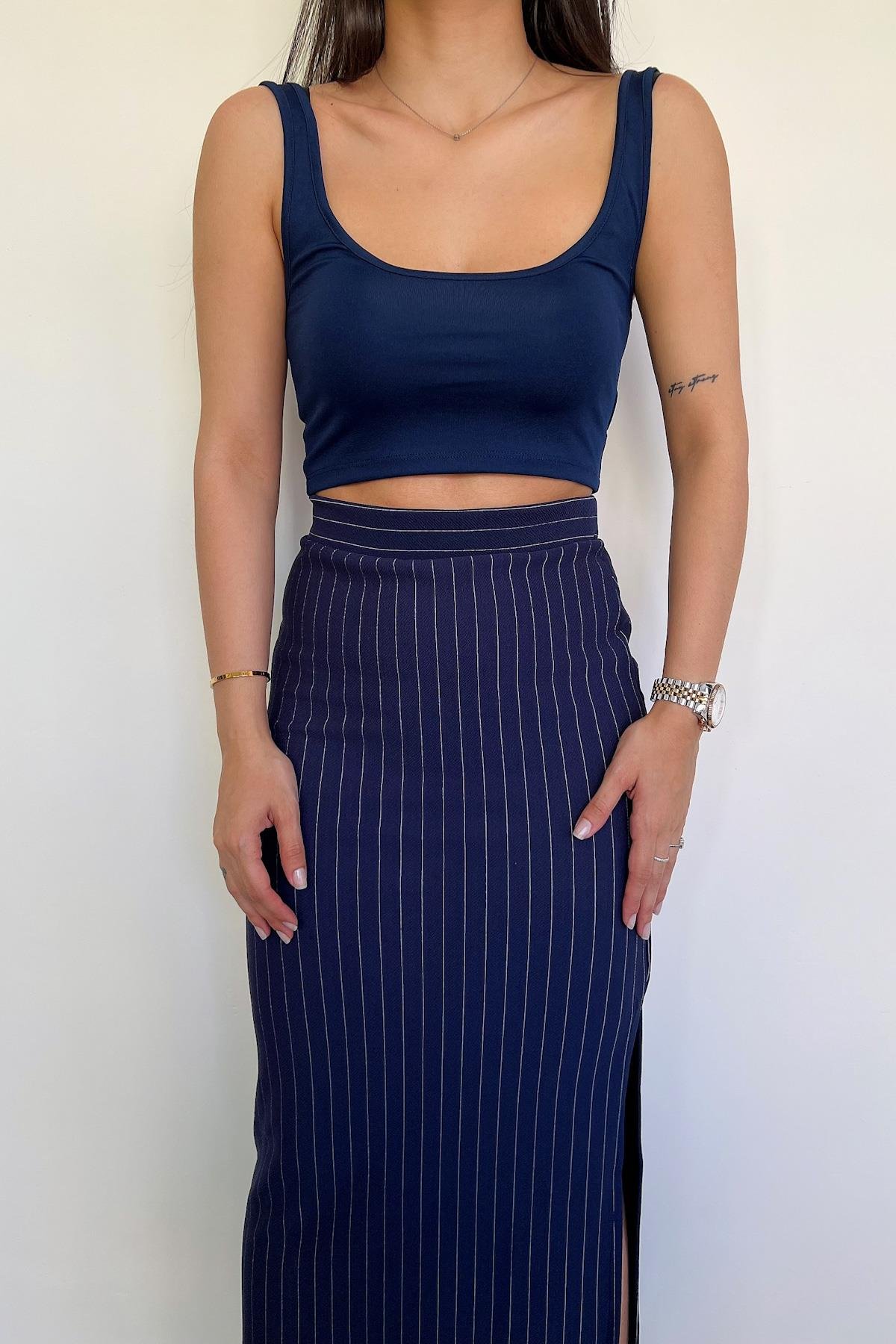 صدرية بحزام سميك