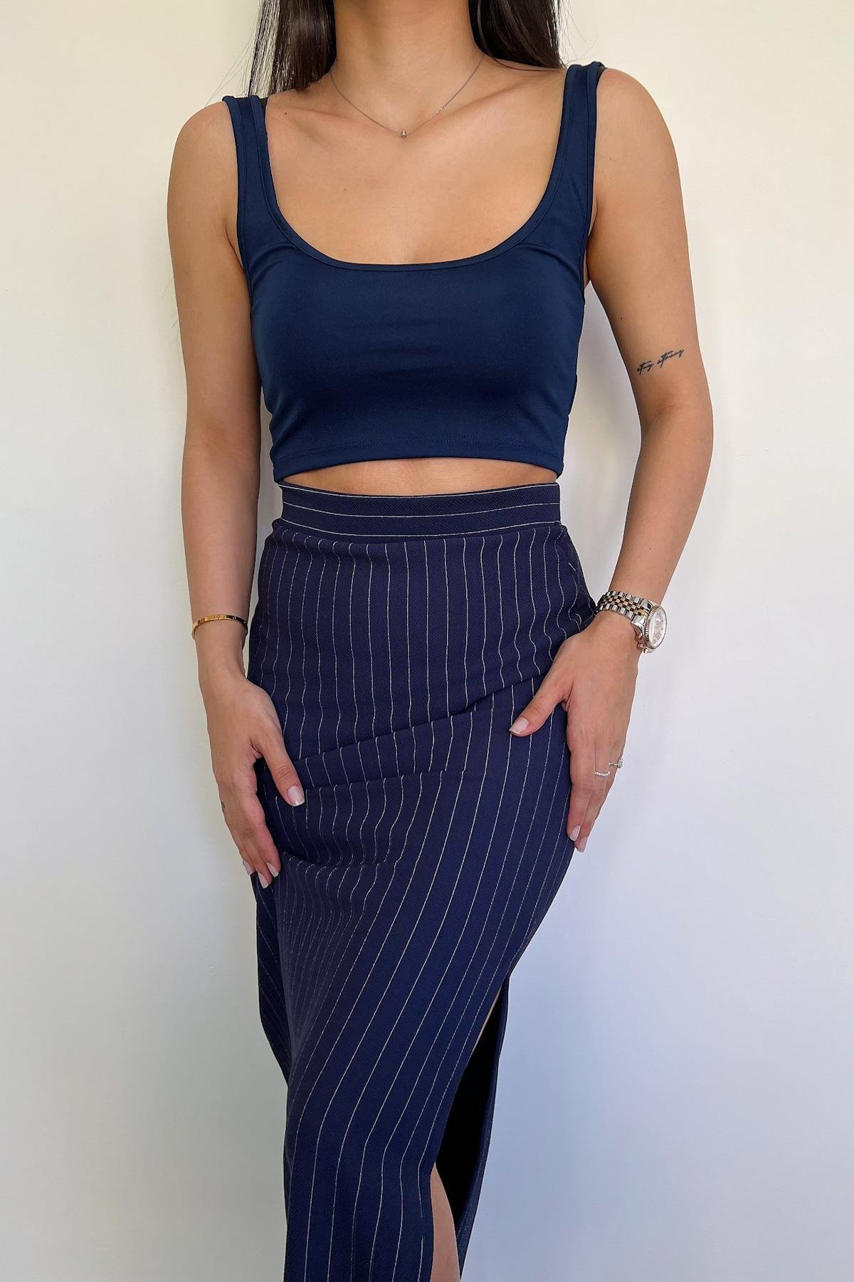 صدرية بحزام سميك