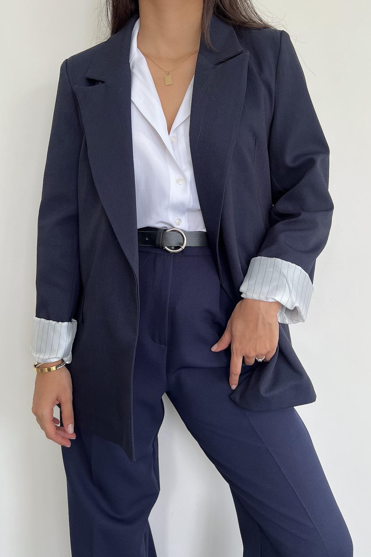 КУРТКА НА ПОДКЛАДКЕ