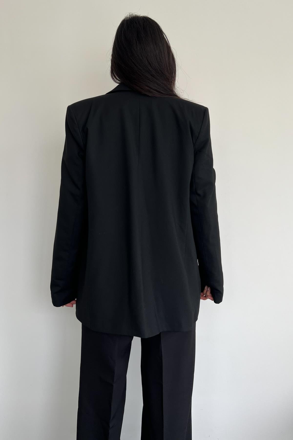 КУРТКА НА ПОДКЛАДКЕ