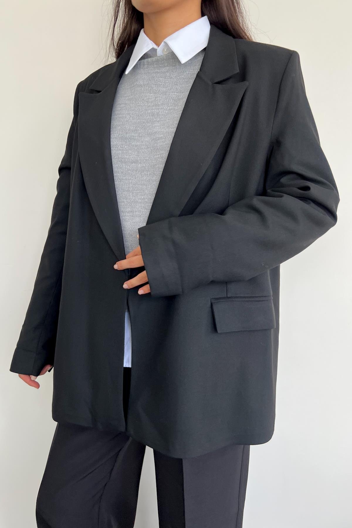 КУРТКА НА ПОДКЛАДКЕ