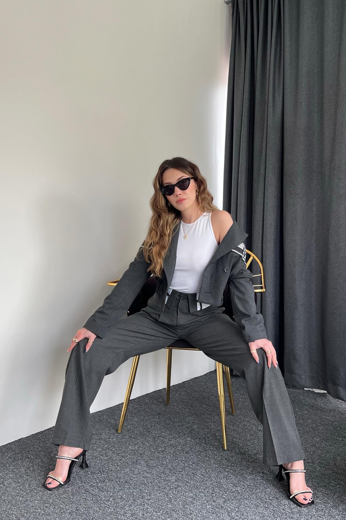 УКОРОЧЕННЫЙ ПИДЖАК BELİ LASTIK