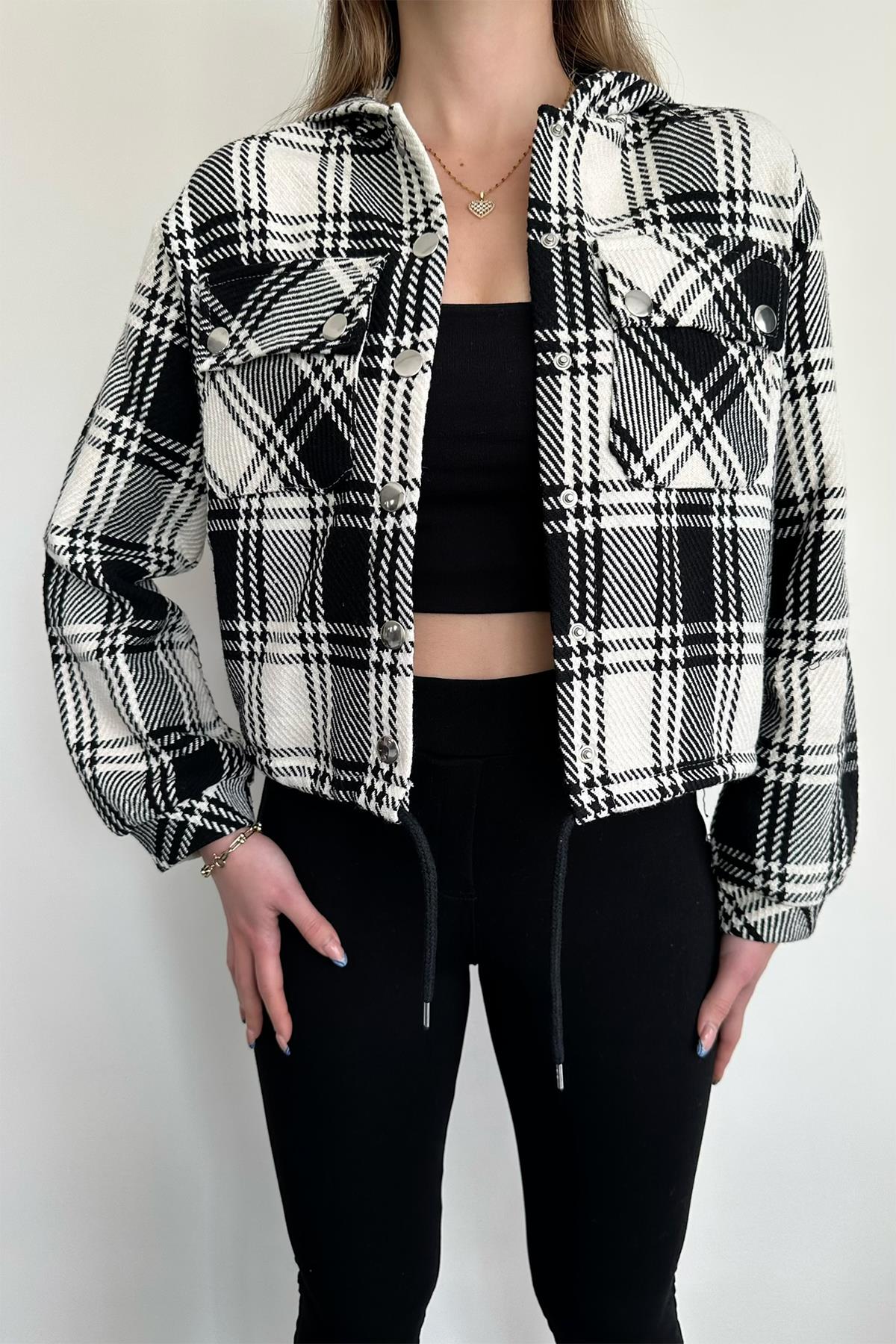 سترة مقنعين