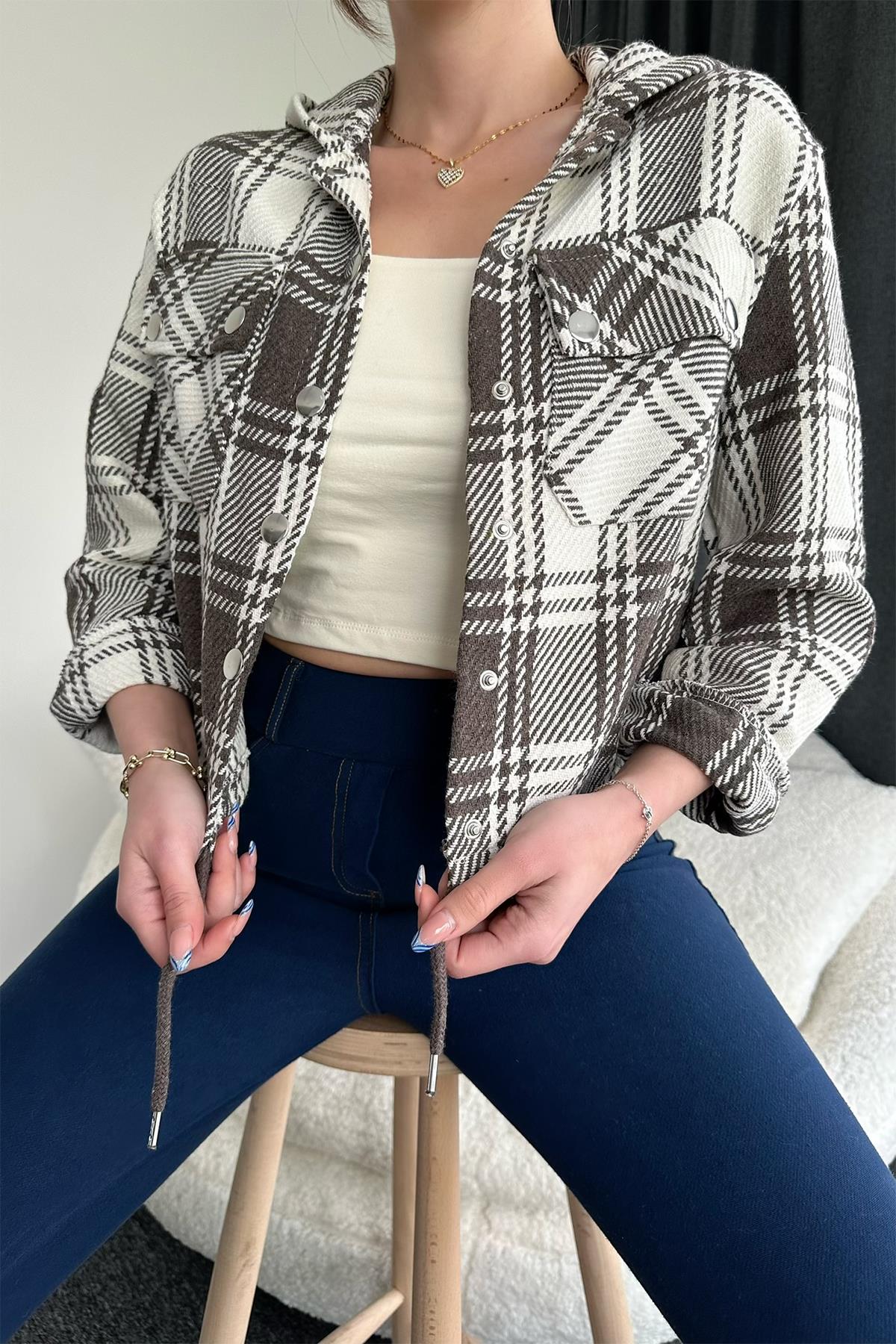 سترة مقنعين