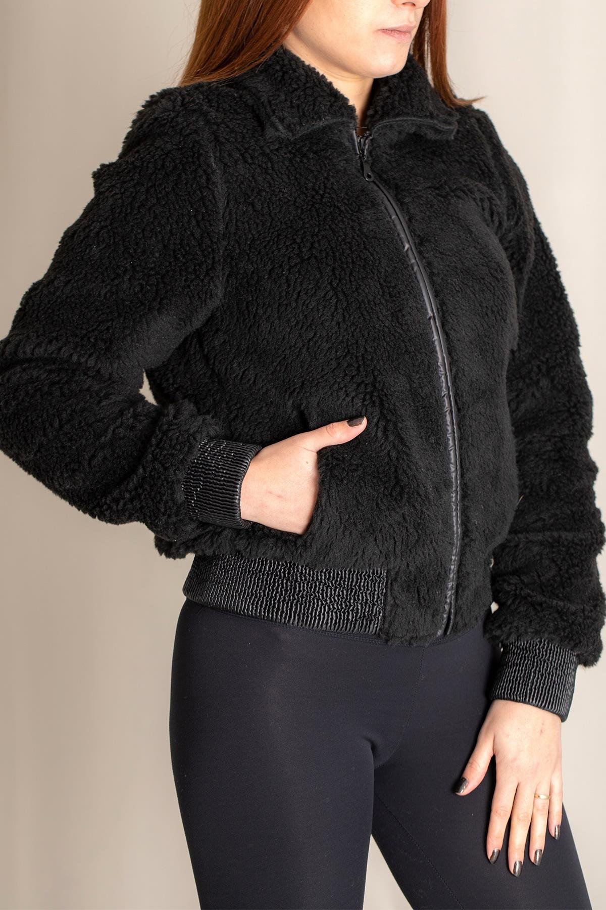 ПЛЮШОВОЕ ПАЛЬТО