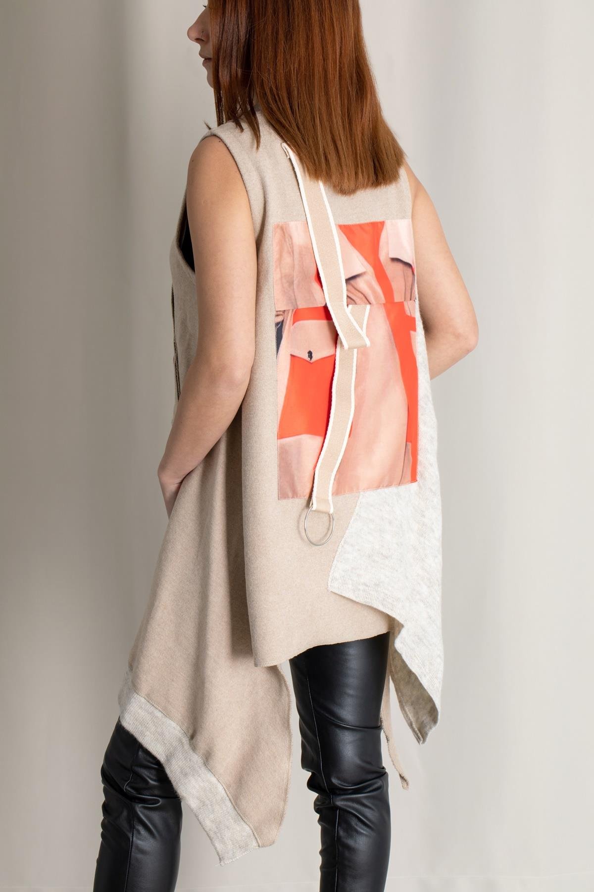 SIRTI BASKILI TASARIM CEKET KAHVE