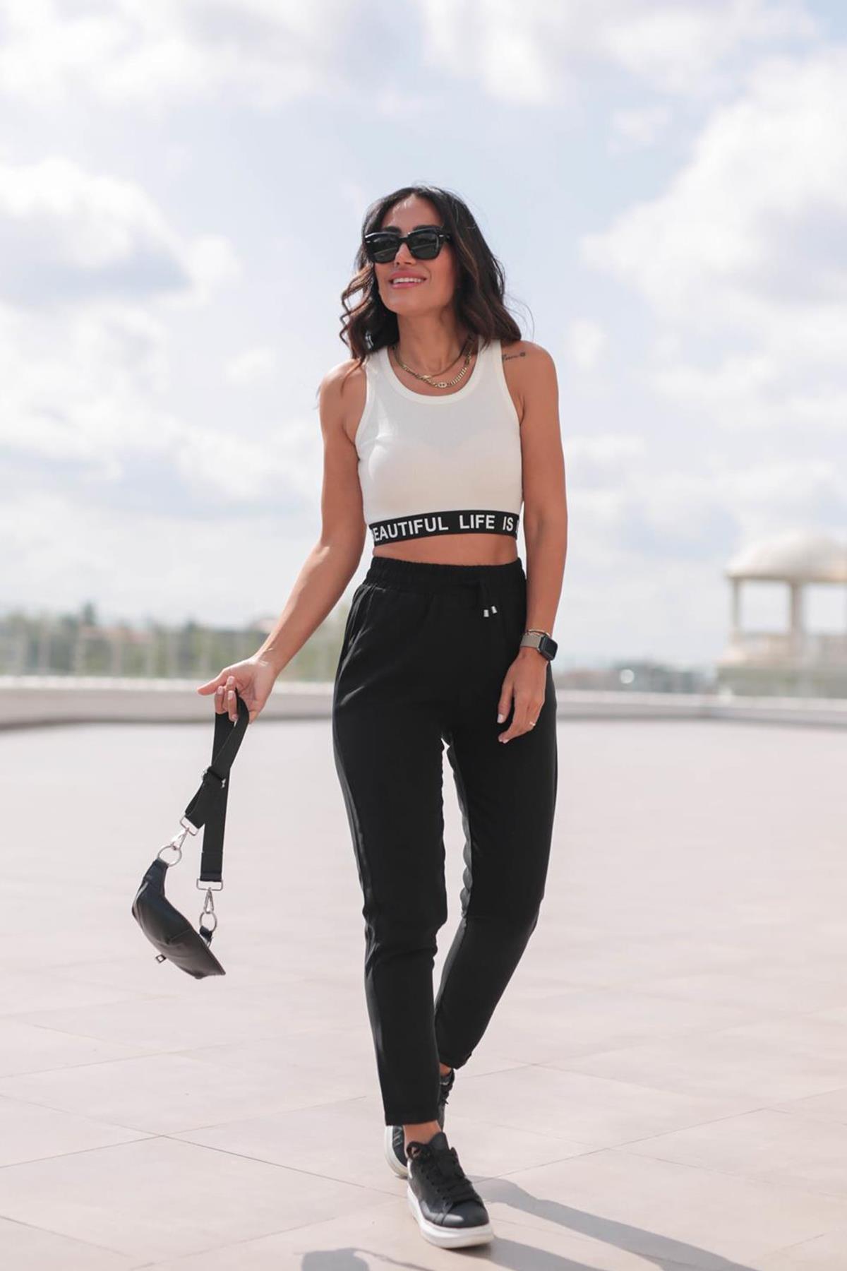 بيلي لاستيكلي محصول الحياة