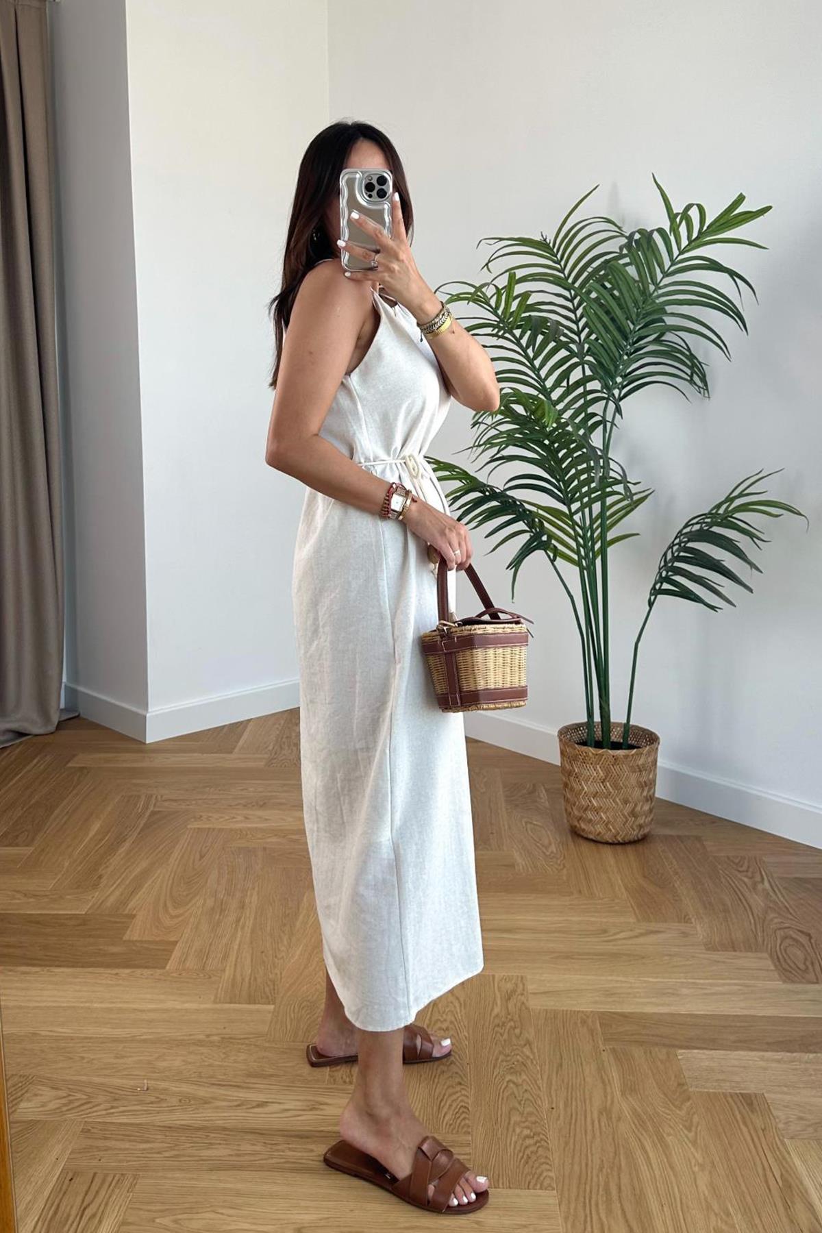 LEINENKLEID MIT GÜRTEL