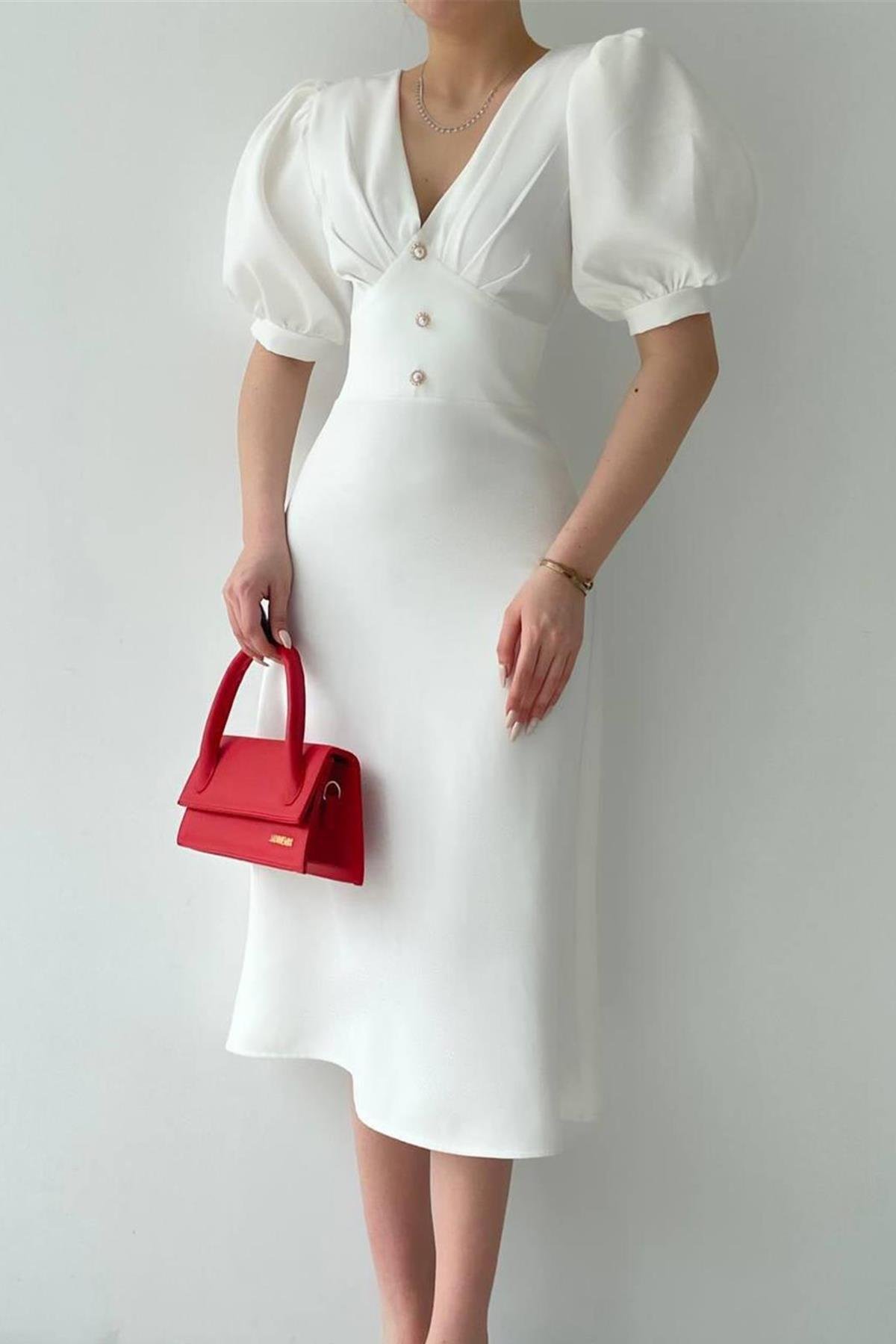 BALON KOL ÖNÜ DÜĞME DETAY MİDİ BOY ELBİSE BEYAZ