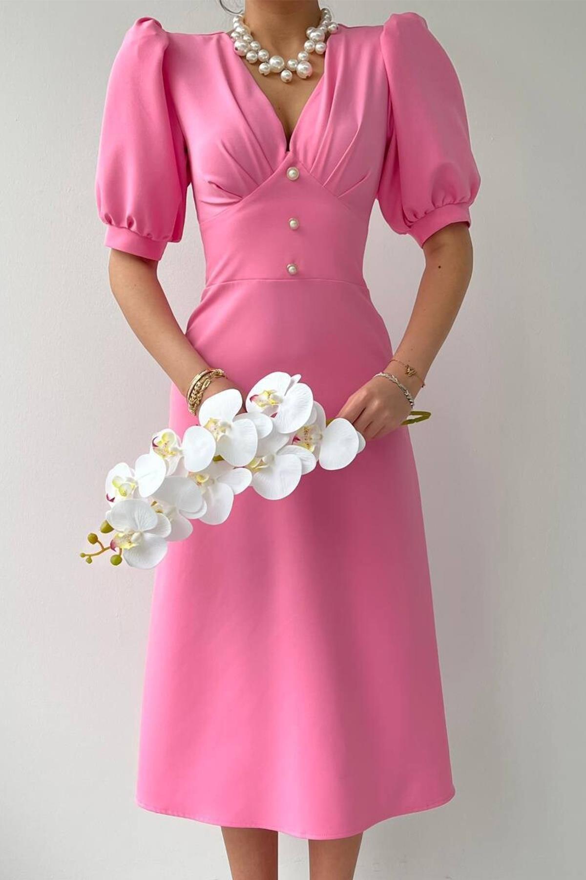 BALON KOL ÖNÜ DÜĞME DETAY MİDİ BOY ELBİSE PEMBE