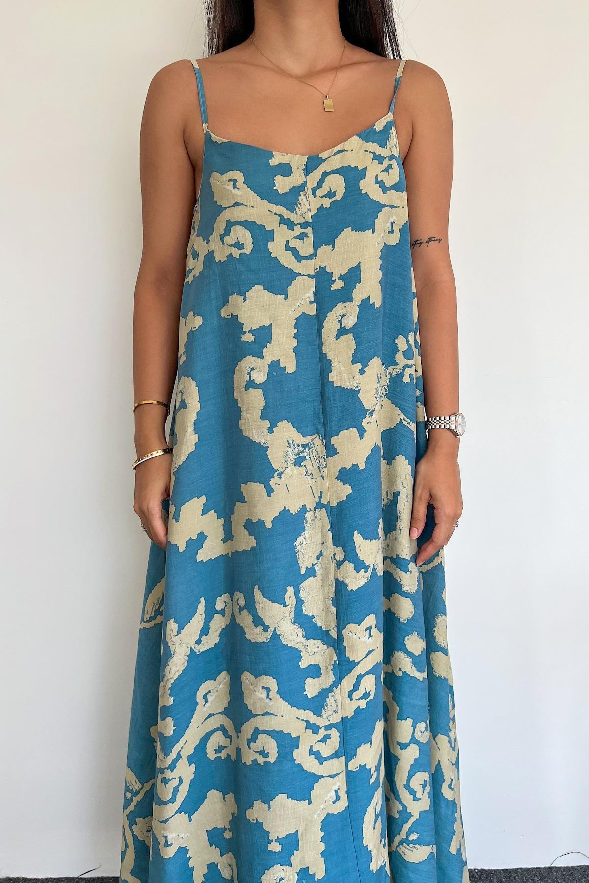 ПОДВЕСНОЕ ПЛАТЬЕ С УЗОРОМ БАТИК