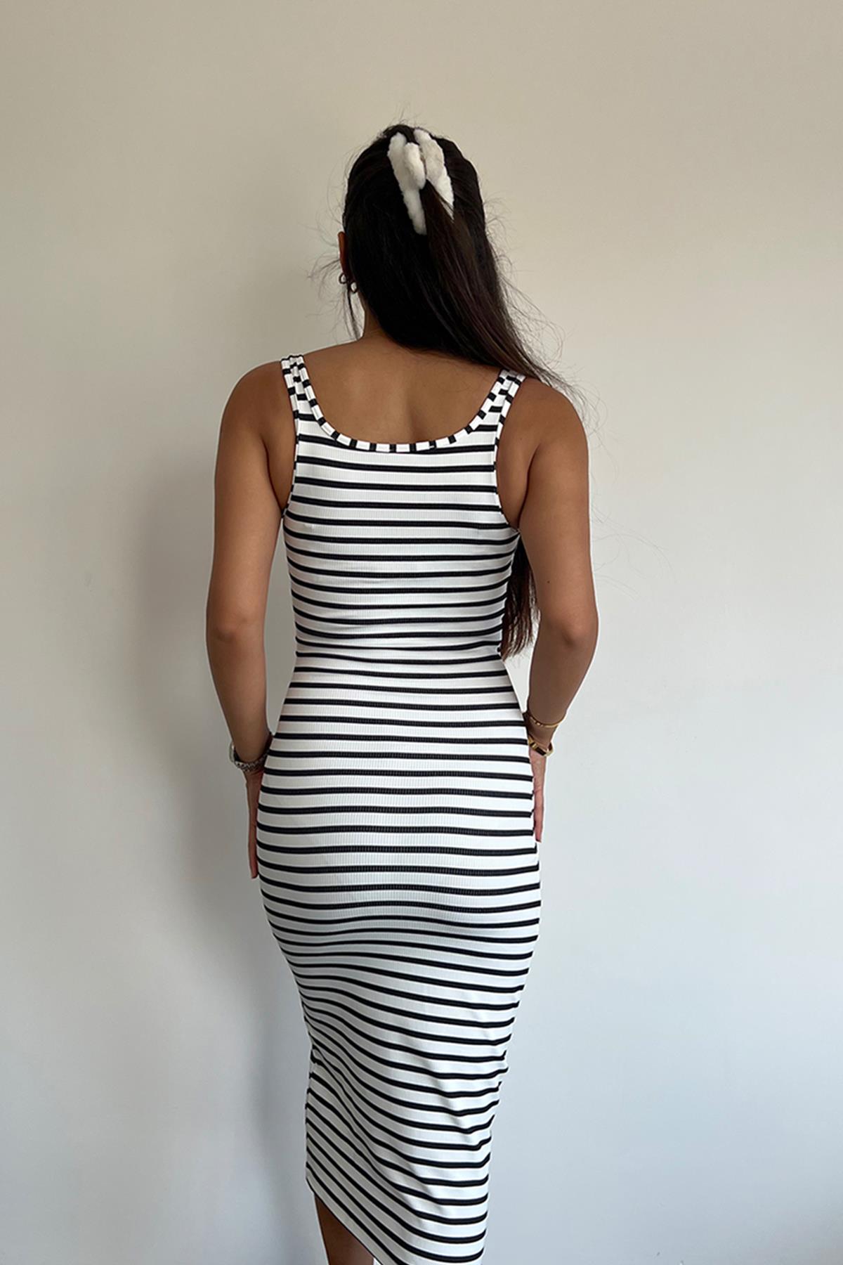 GESTREIFTES MAXI-KLEID