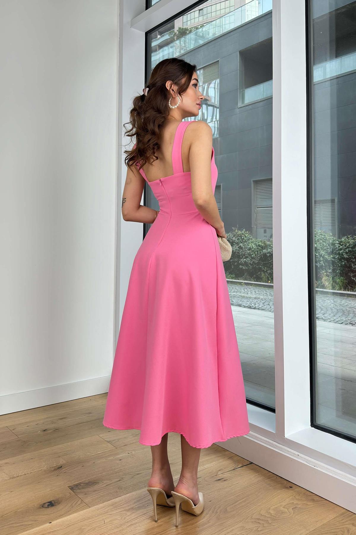 LORA KARE YAKA KALIN ASKI TASARIM MİDİ BOY ELBİSE PEMBE