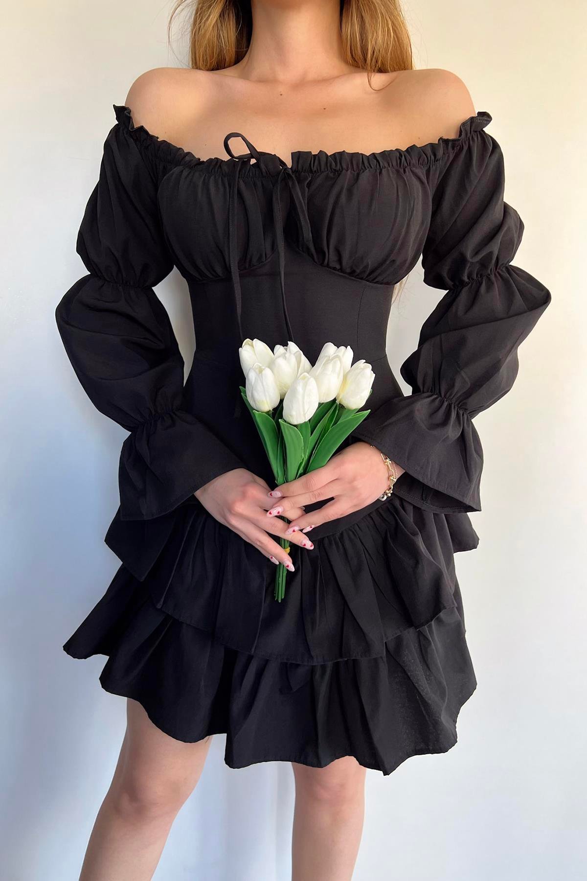 MADONNA YAKA FIRFIRLI ELBİSE SİYAH