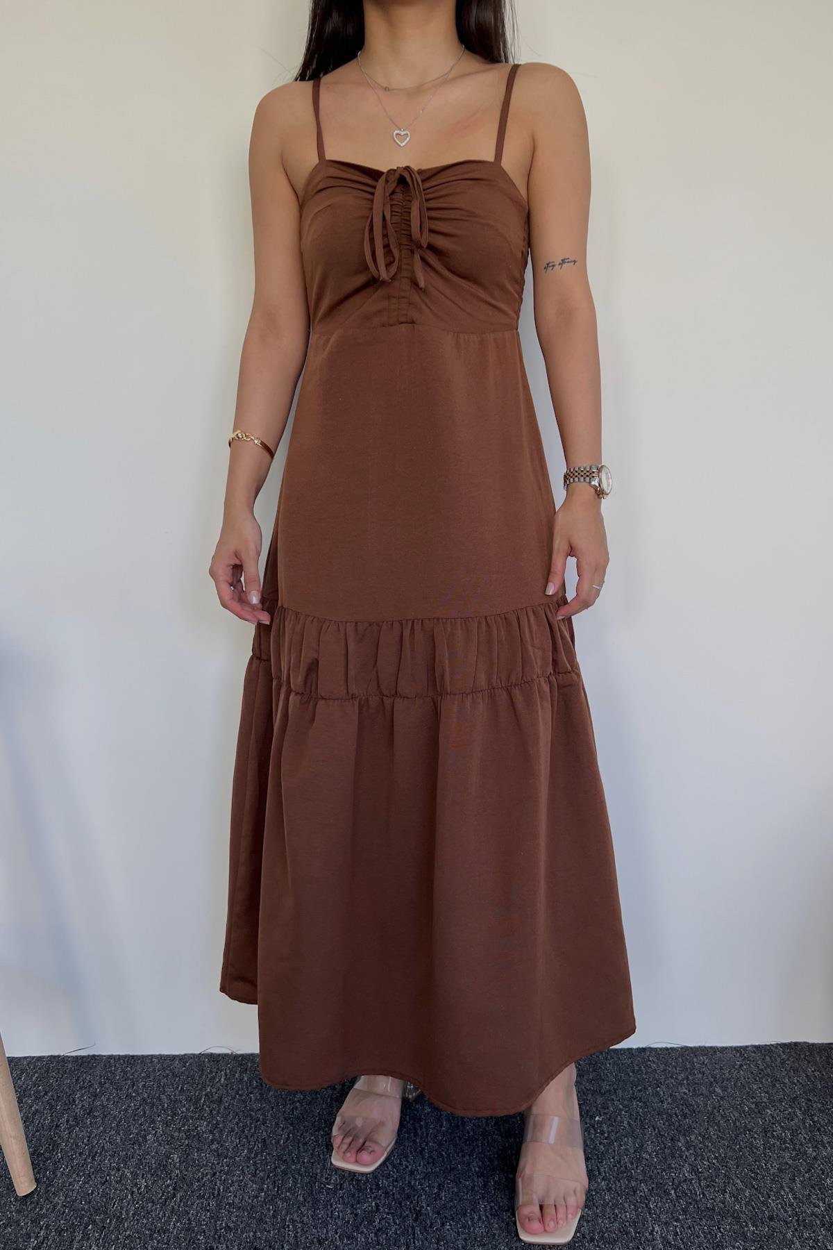 ПОДВЕСНОЕ ЛЬНЯНОЕ ПЛАТЬЕ С РУБАШКОЙ ПЕРЕДОМ