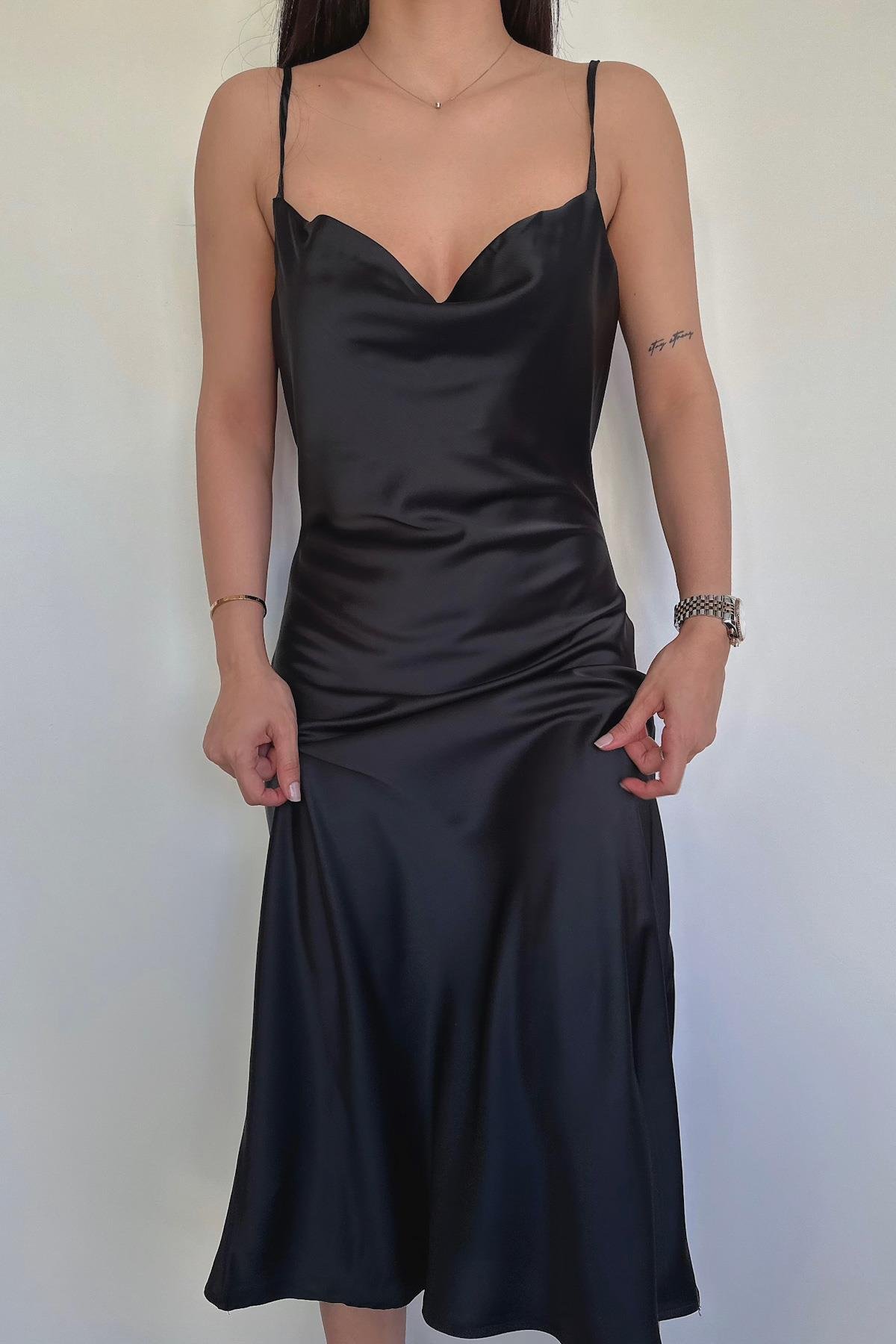 АТЛАСНОЕ ПЛАТЬЕ