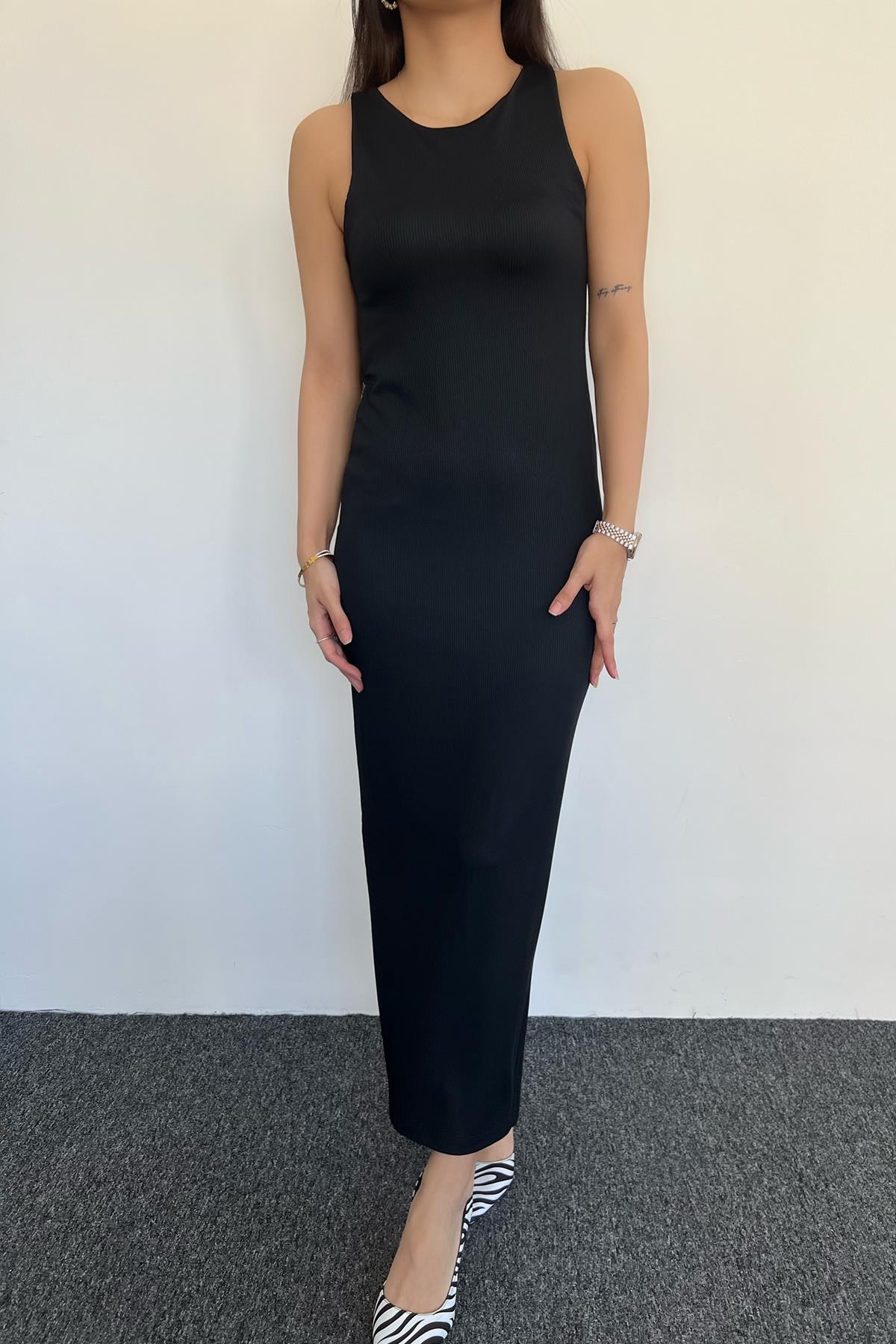 SIFIR KOL ARKA ETEĞİ YIRTMAÇLI ELBİSE SİYAH