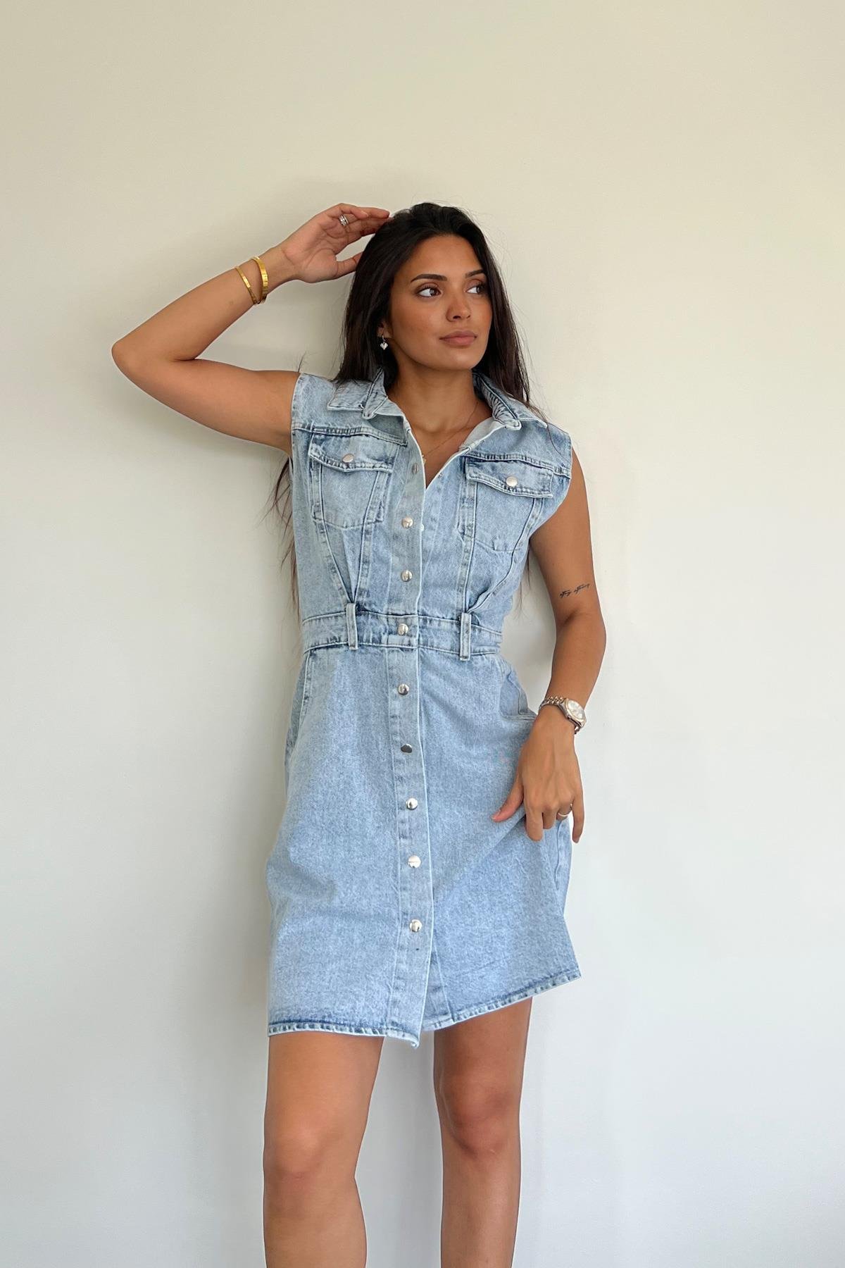 ZERO SLEEVE DENIM DRESS