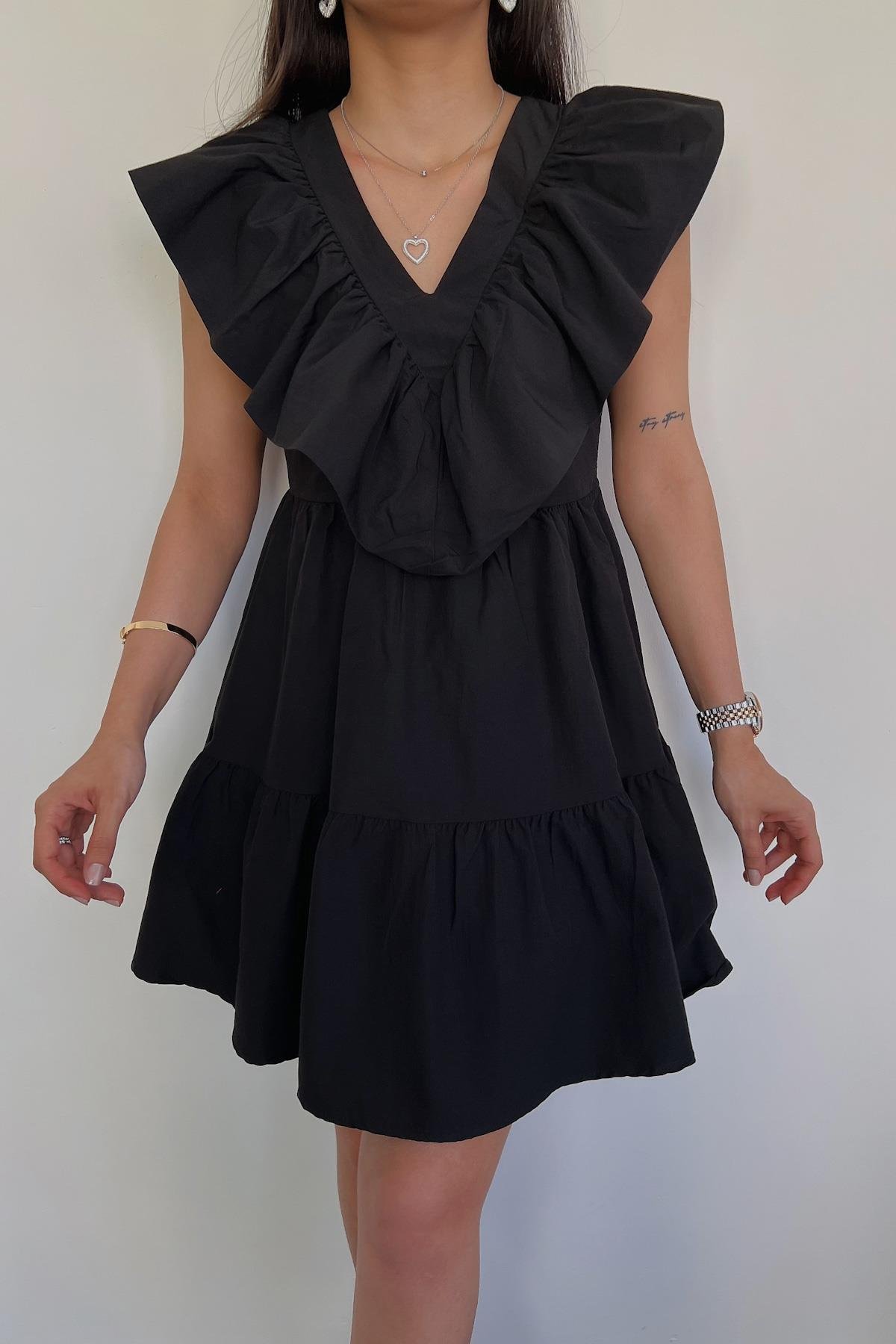 ПЛАТЬЕ С ОТКРЫТОЙ СПИНОЙ